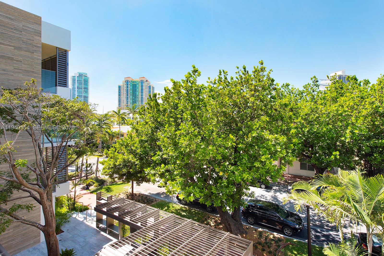 311 Meridian Ave #302 Miami Beach, FL 33139