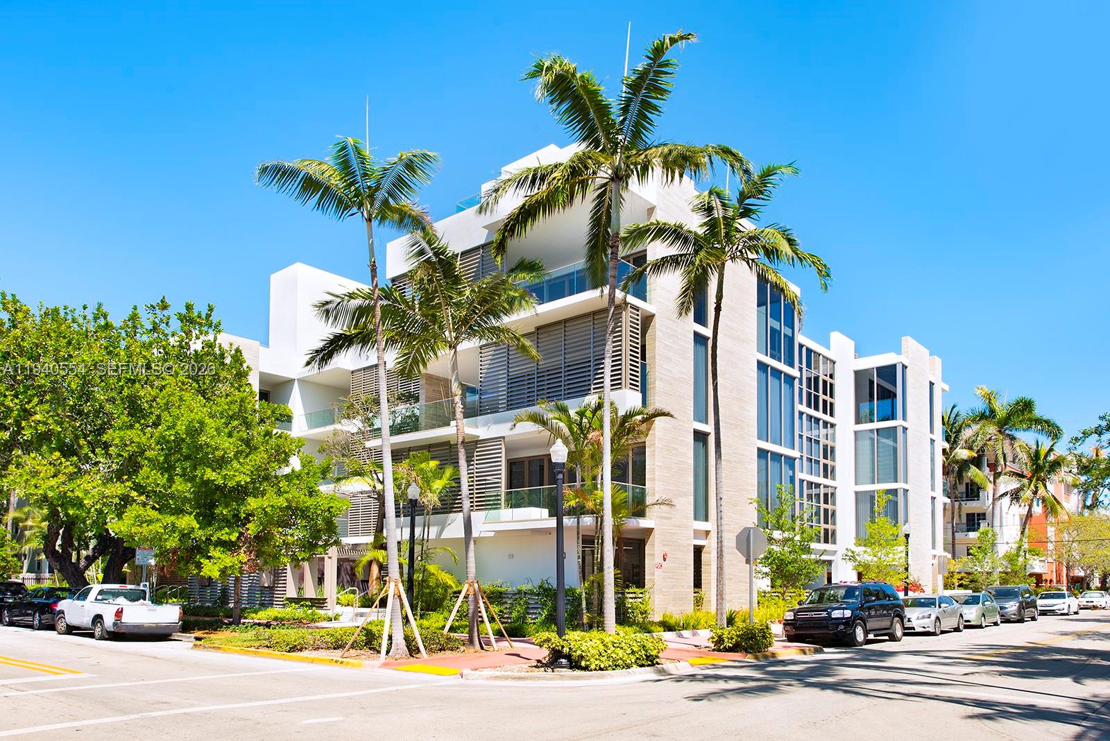 311 Meridian Ave #302 Miami Beach, FL 33139