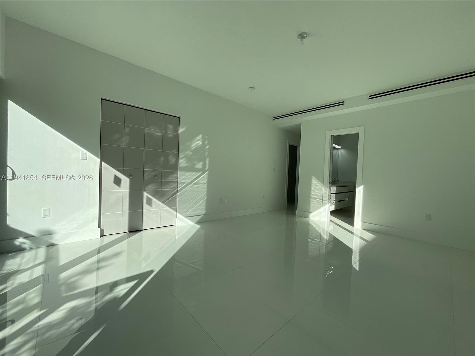 3376 Perry Frow Dr #A Miami, FL 33133