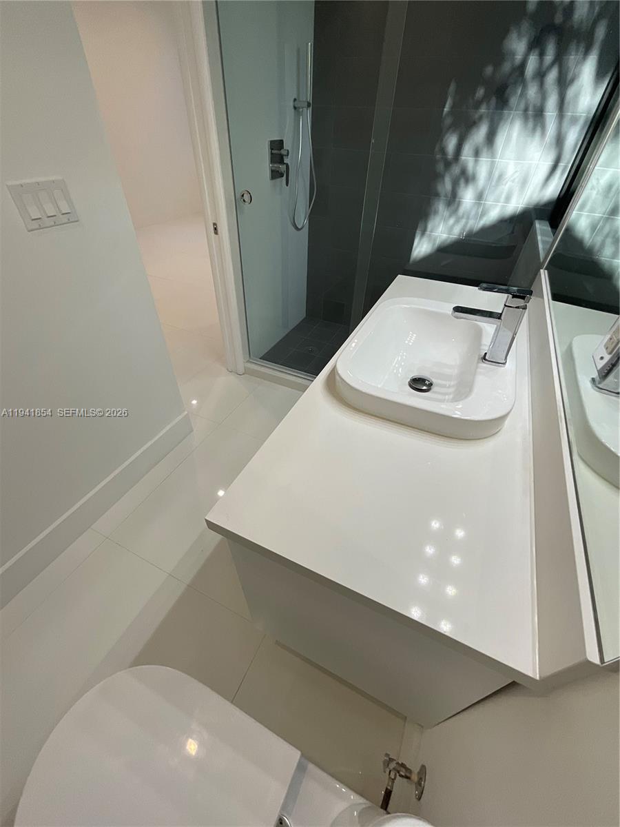 3376 Perry Frow Dr #A Miami, FL 33133