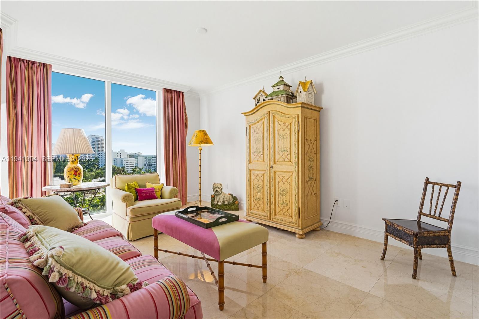 430 Grand Bay Dr #904 Key Biscayne, FL 33149