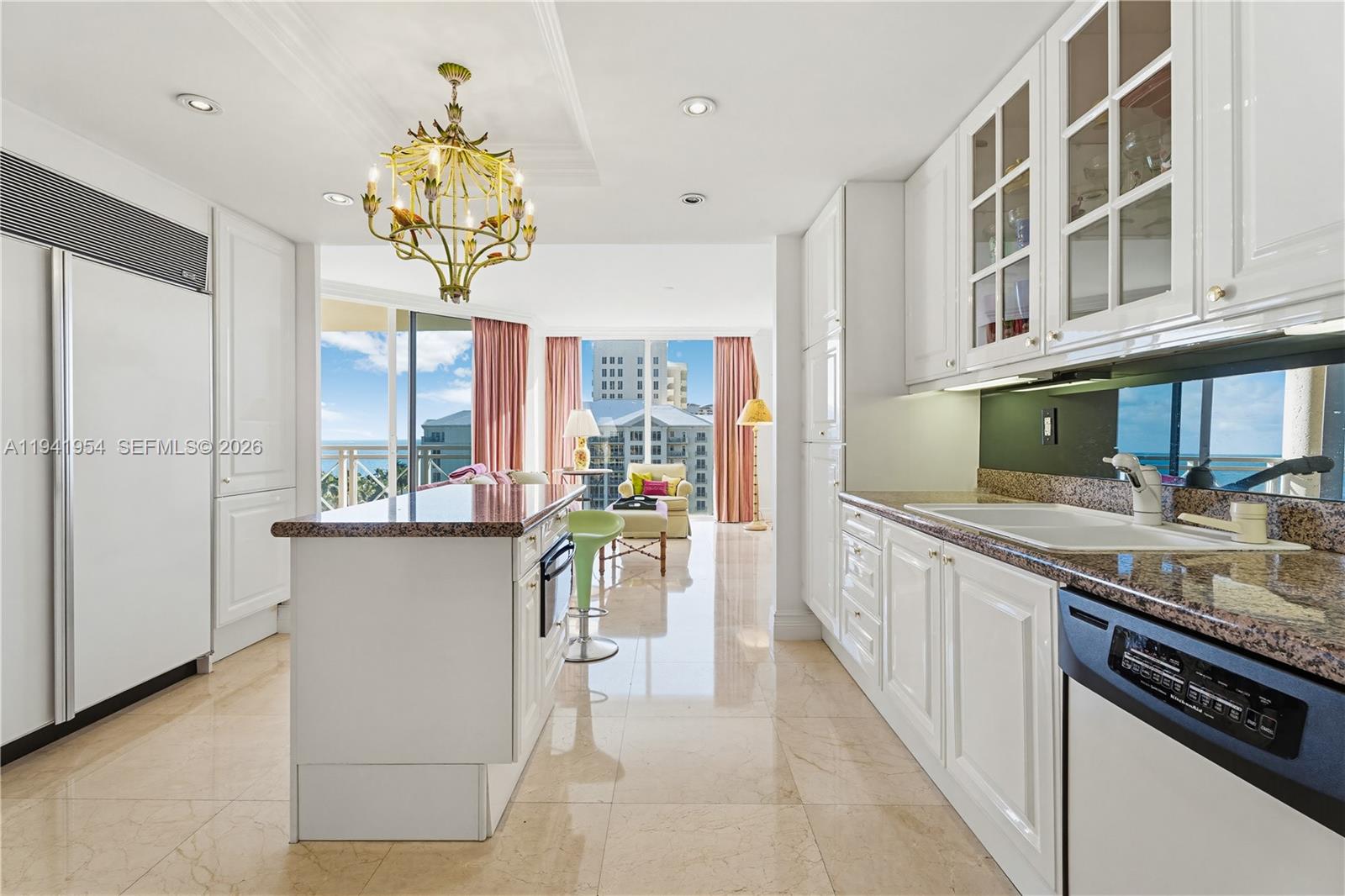 430 Grand Bay Dr #904 Key Biscayne, FL 33149