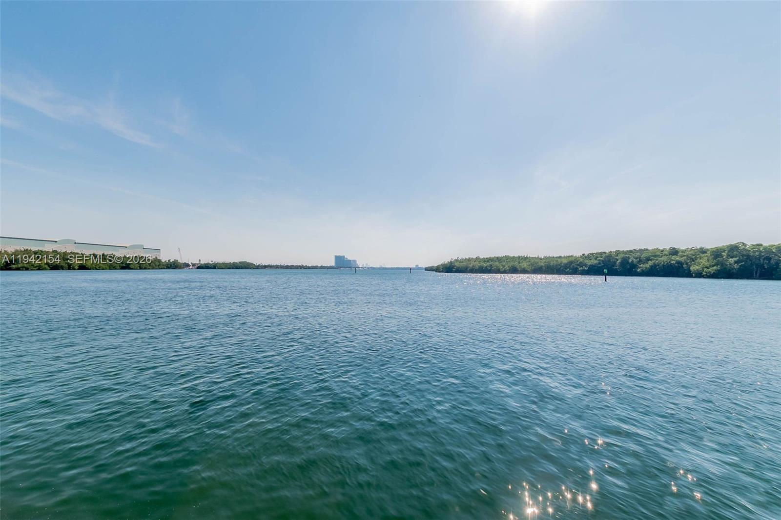 image Arlen House West10