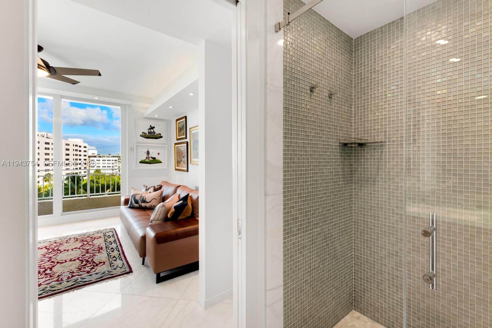 791 Crandon Blvd #603 Key Biscayne, FL 33149