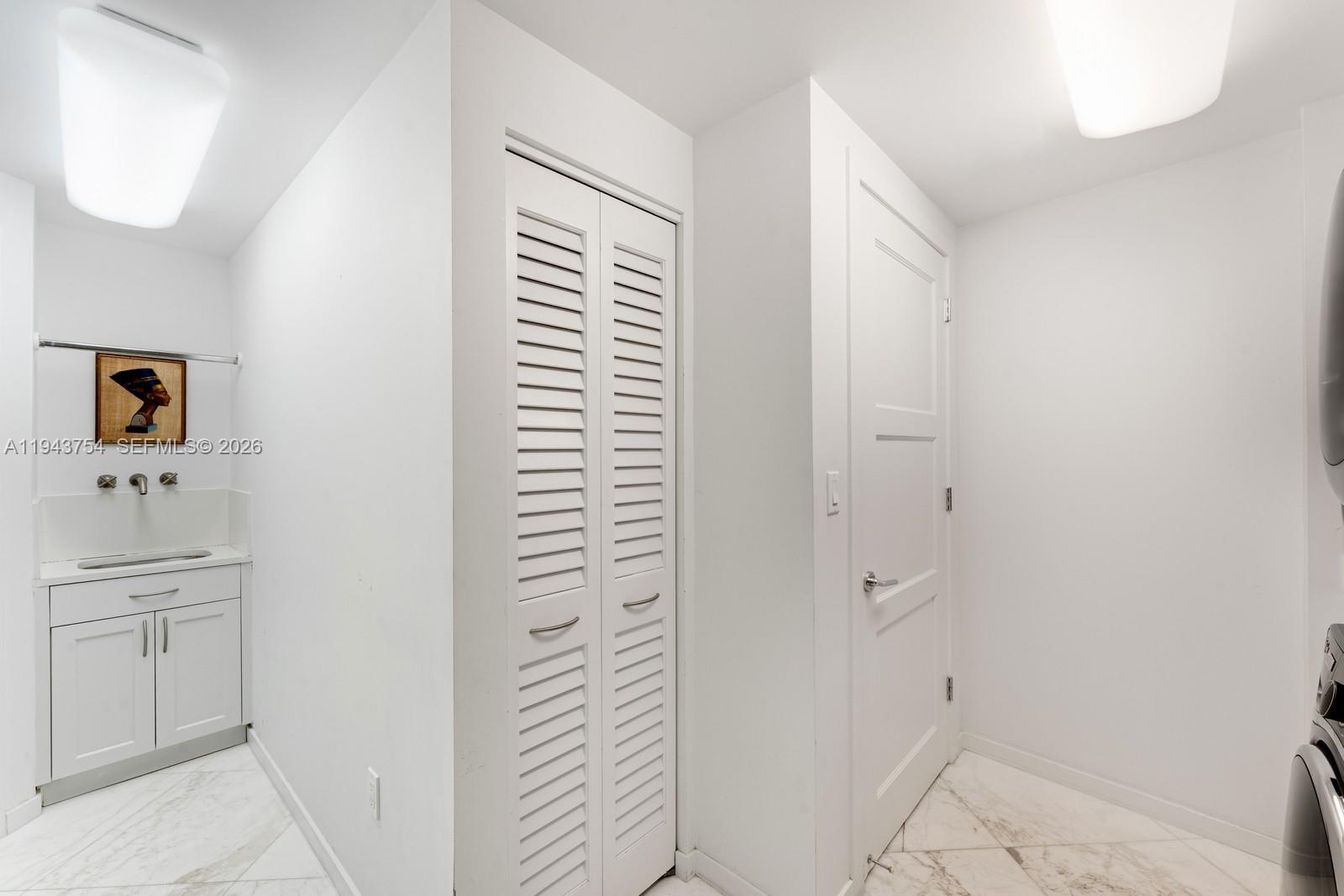 791 Crandon Blvd #603 Key Biscayne, FL 33149