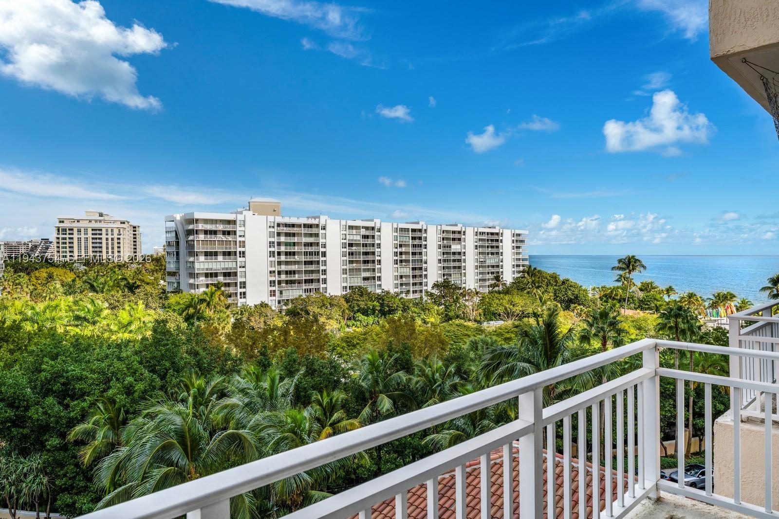 791 Crandon Blvd #603 Key Biscayne, FL 33149