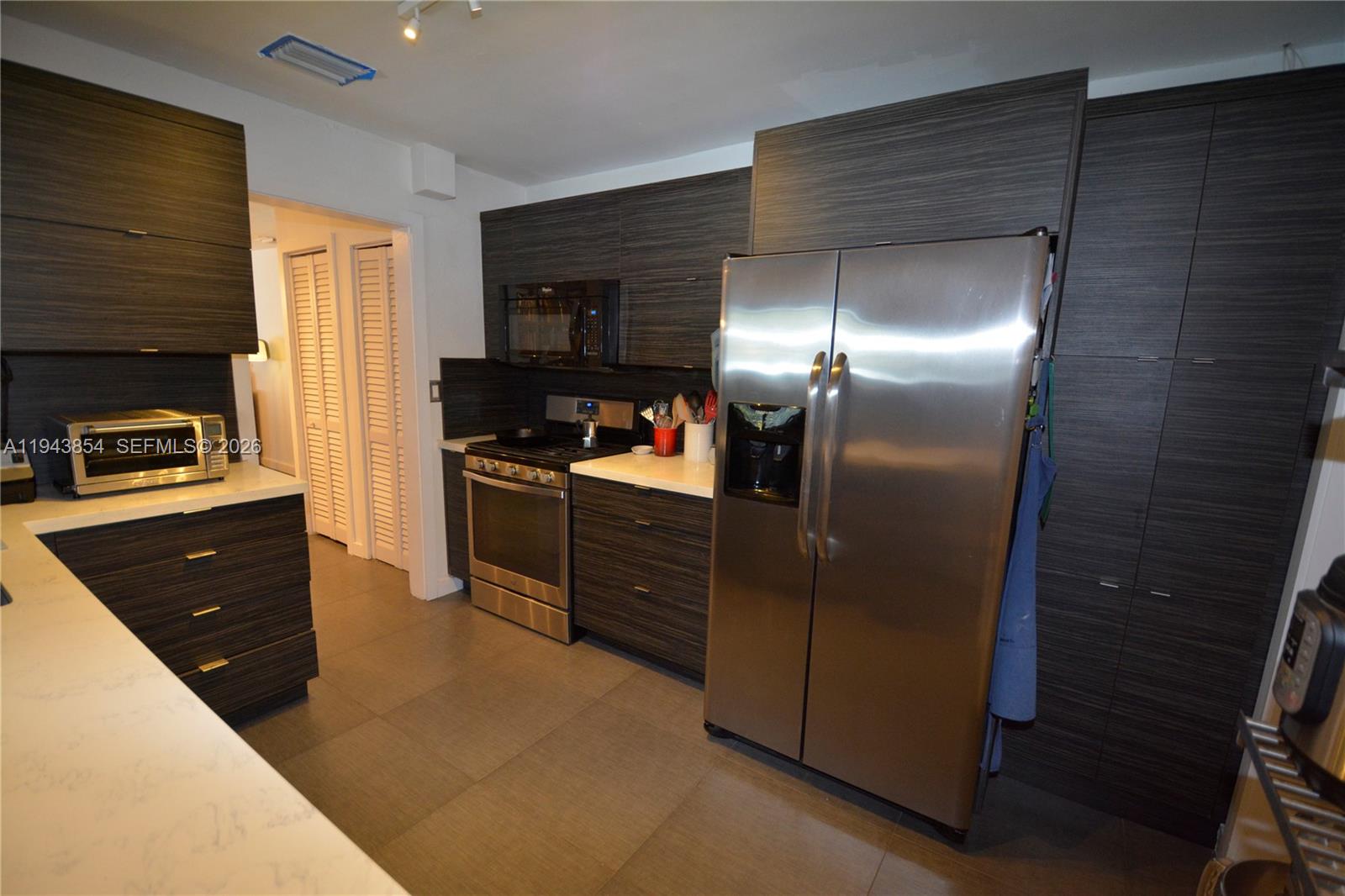 5210 NW 5th Ave Miami, FL 33127