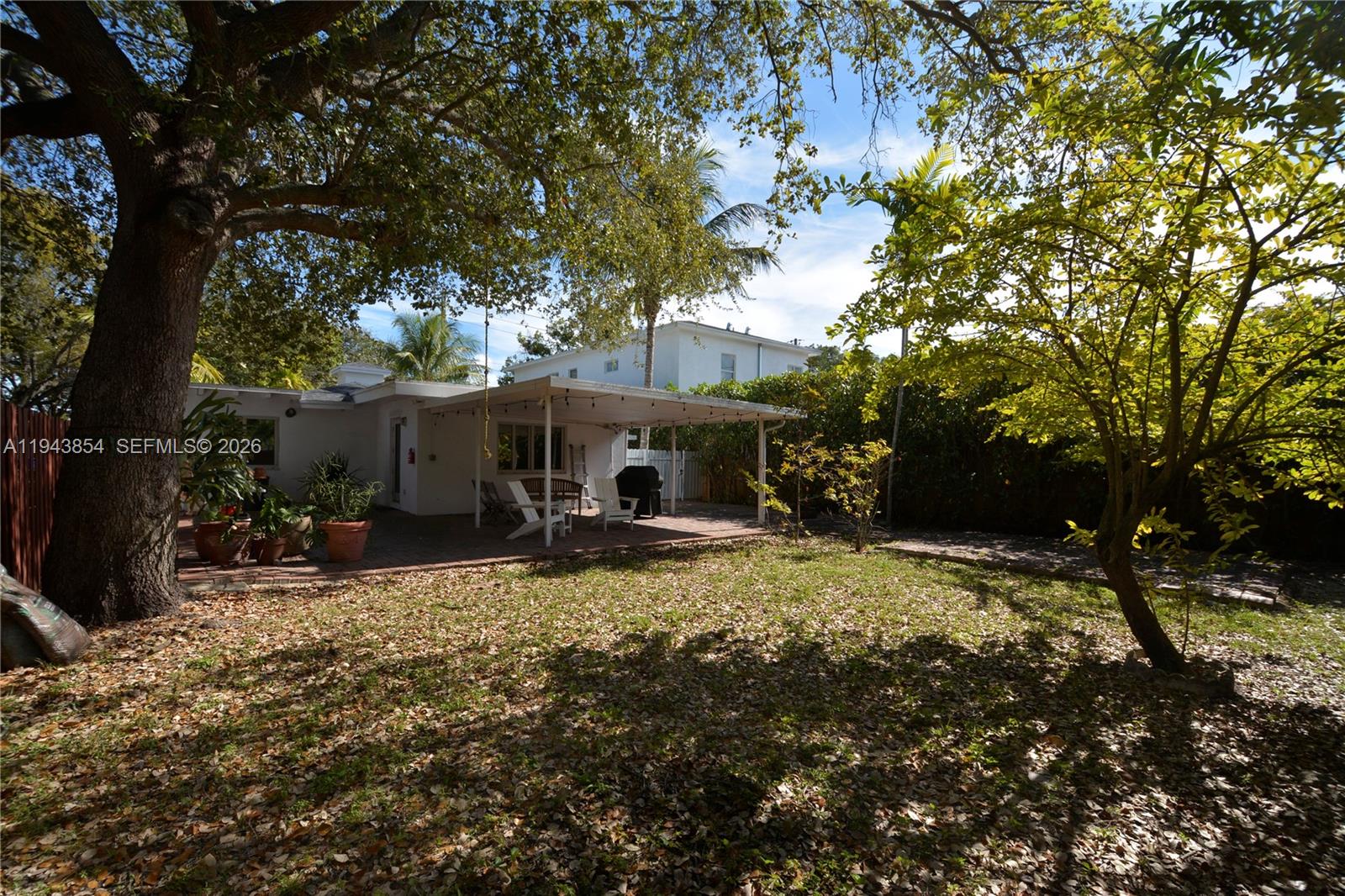 5210 NW 5th Ave Miami, FL 33127