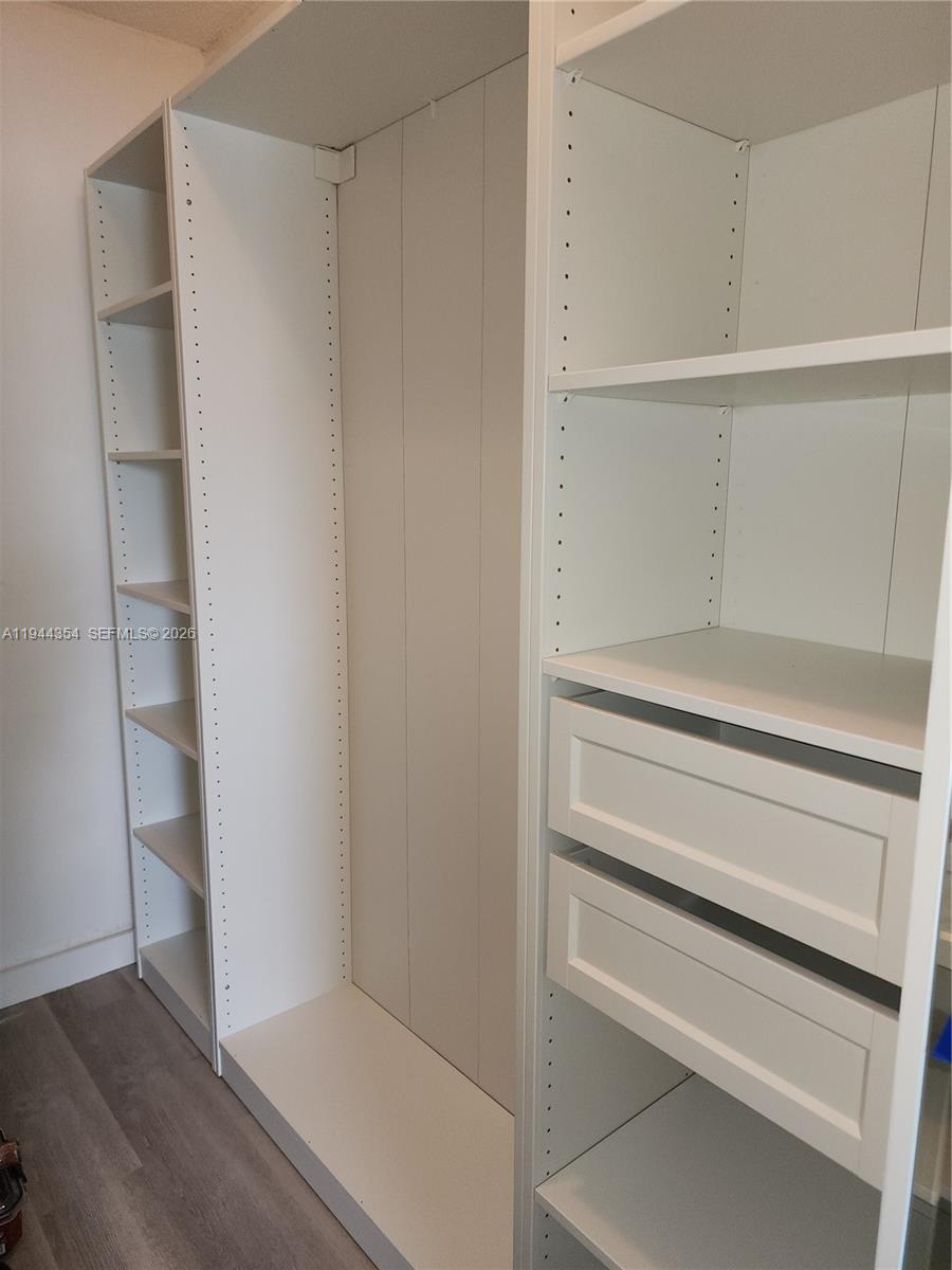 2931 E Sunrise Lks Dr #205 Sunrise, FL 33322