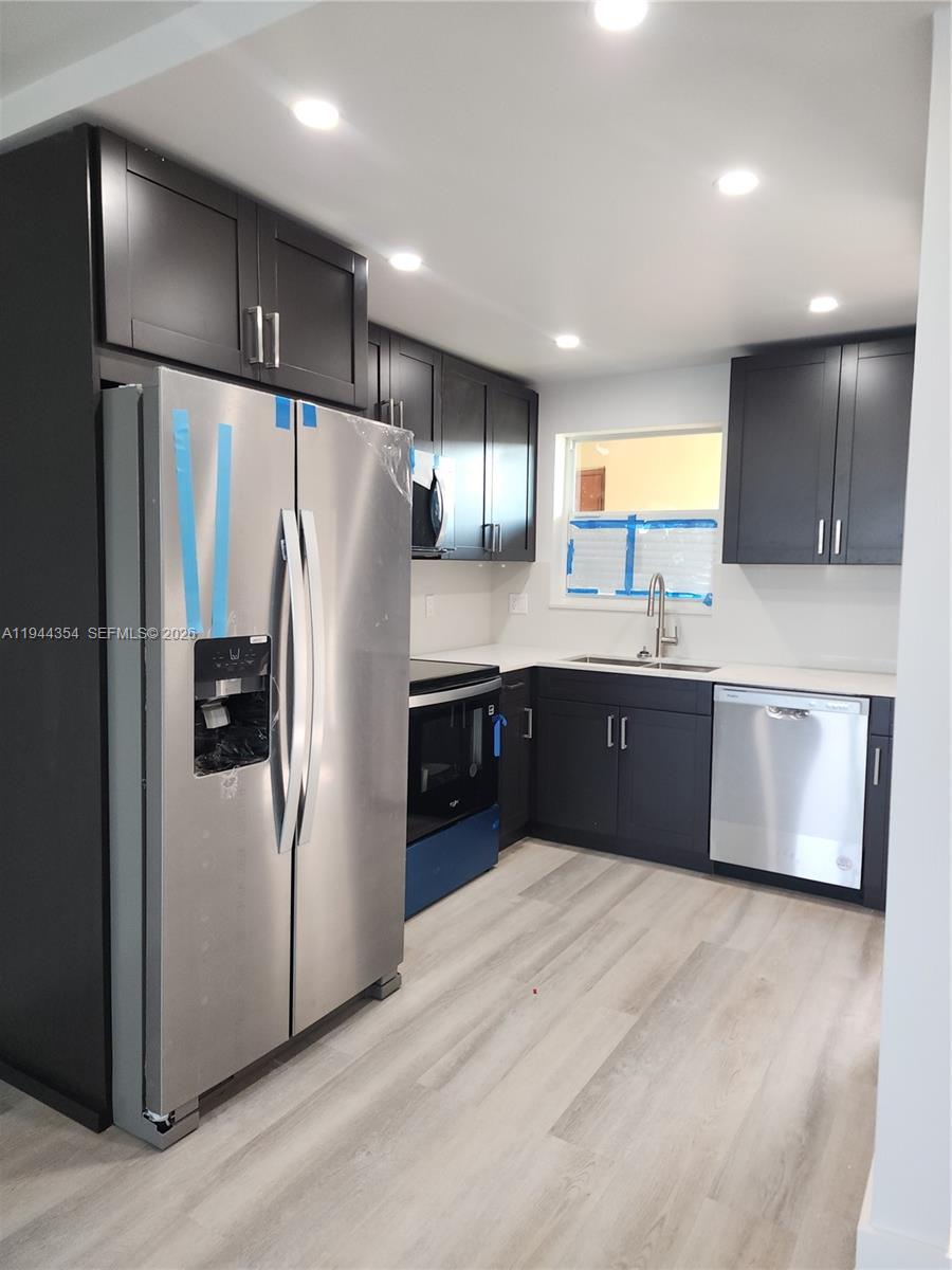 2931 E Sunrise Lks Dr #205 Sunrise, FL 33322