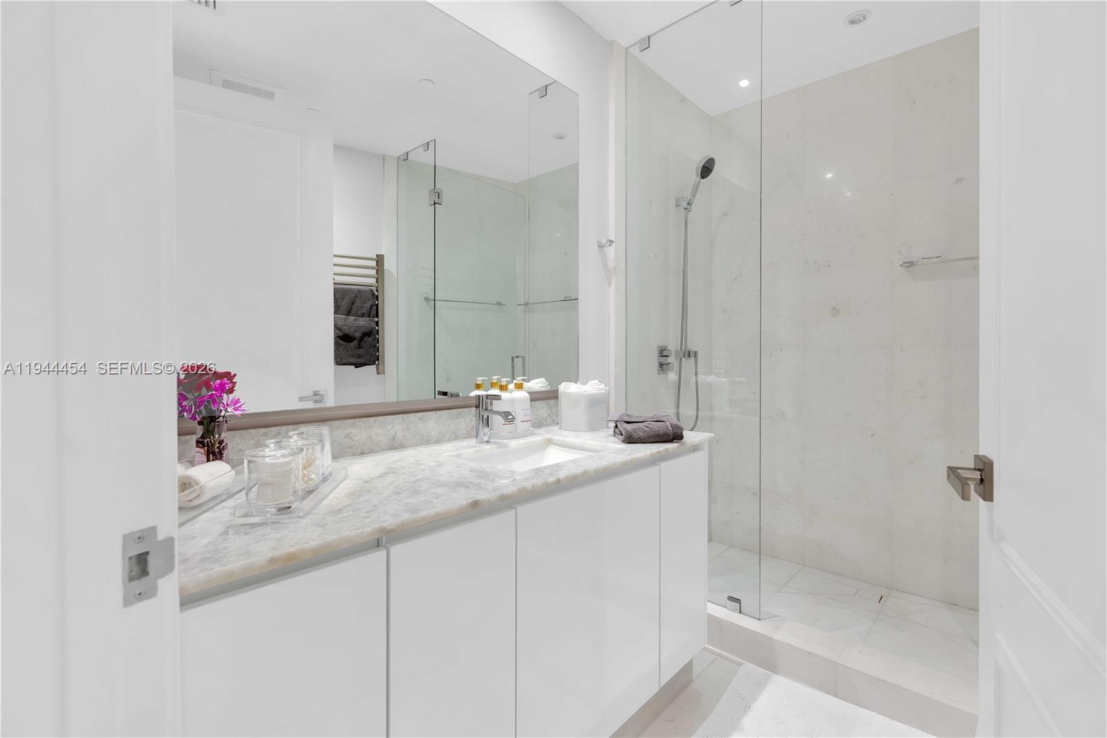 18555 Collins Ave #4601 Sunny Isles Beach, FL 33160