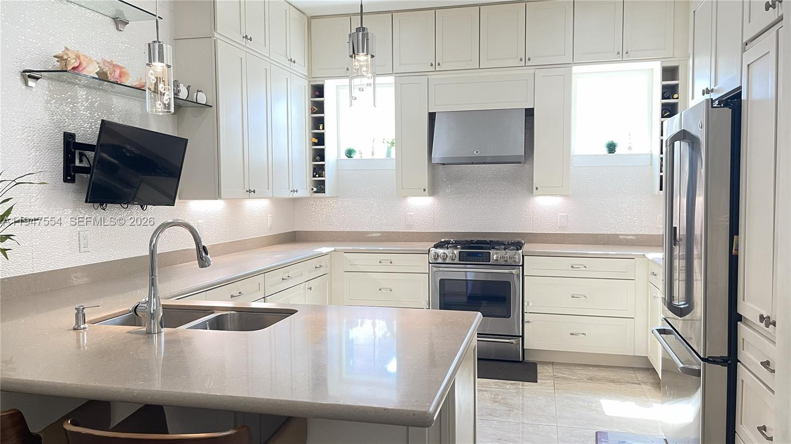 918 NE 17th Way Fort Lauderdale, FL 33304