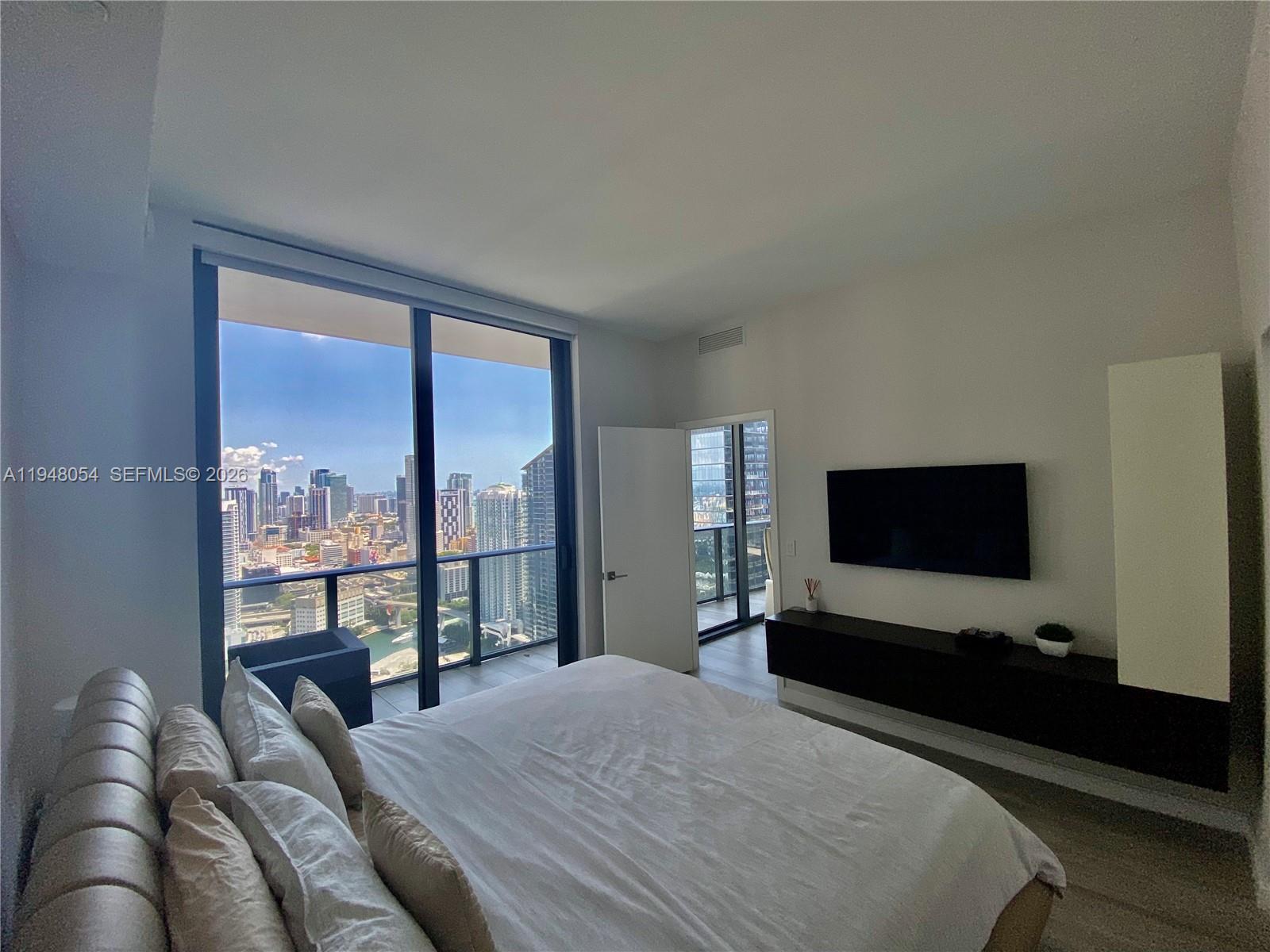 image Brickell Heights West10