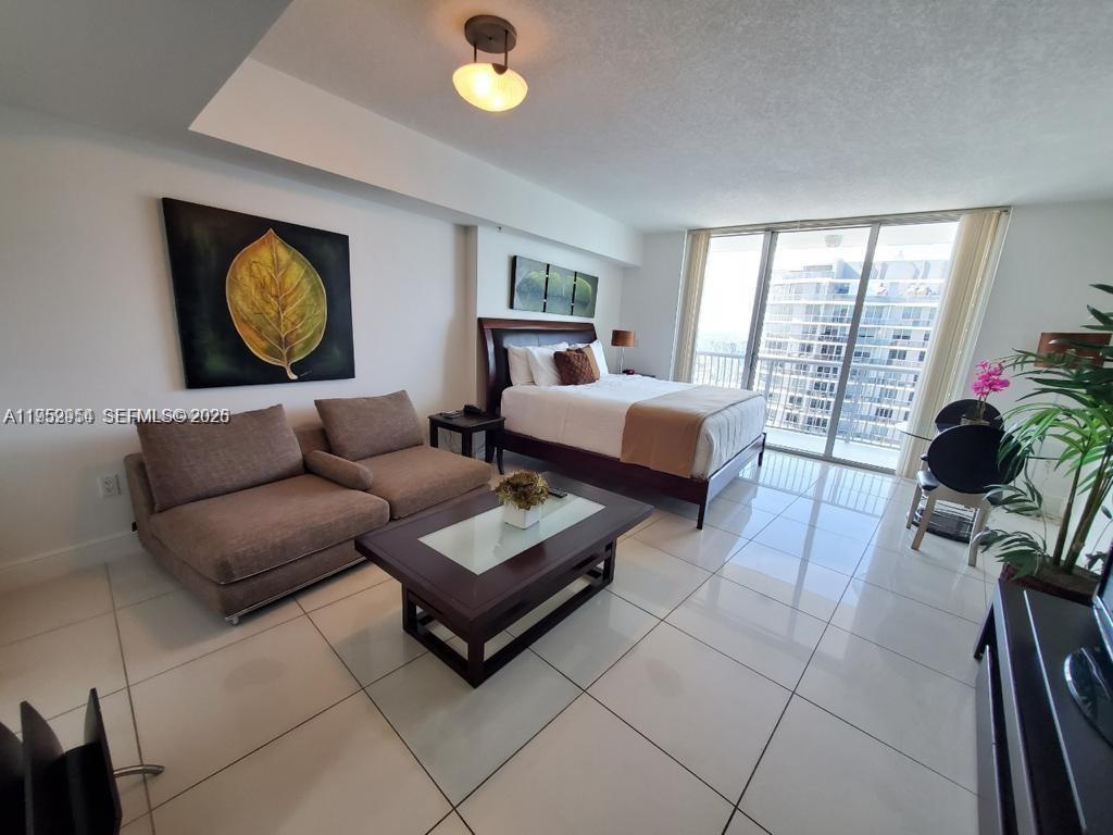 1750 N Bayshore Dr #5407 Miami, FL 33132