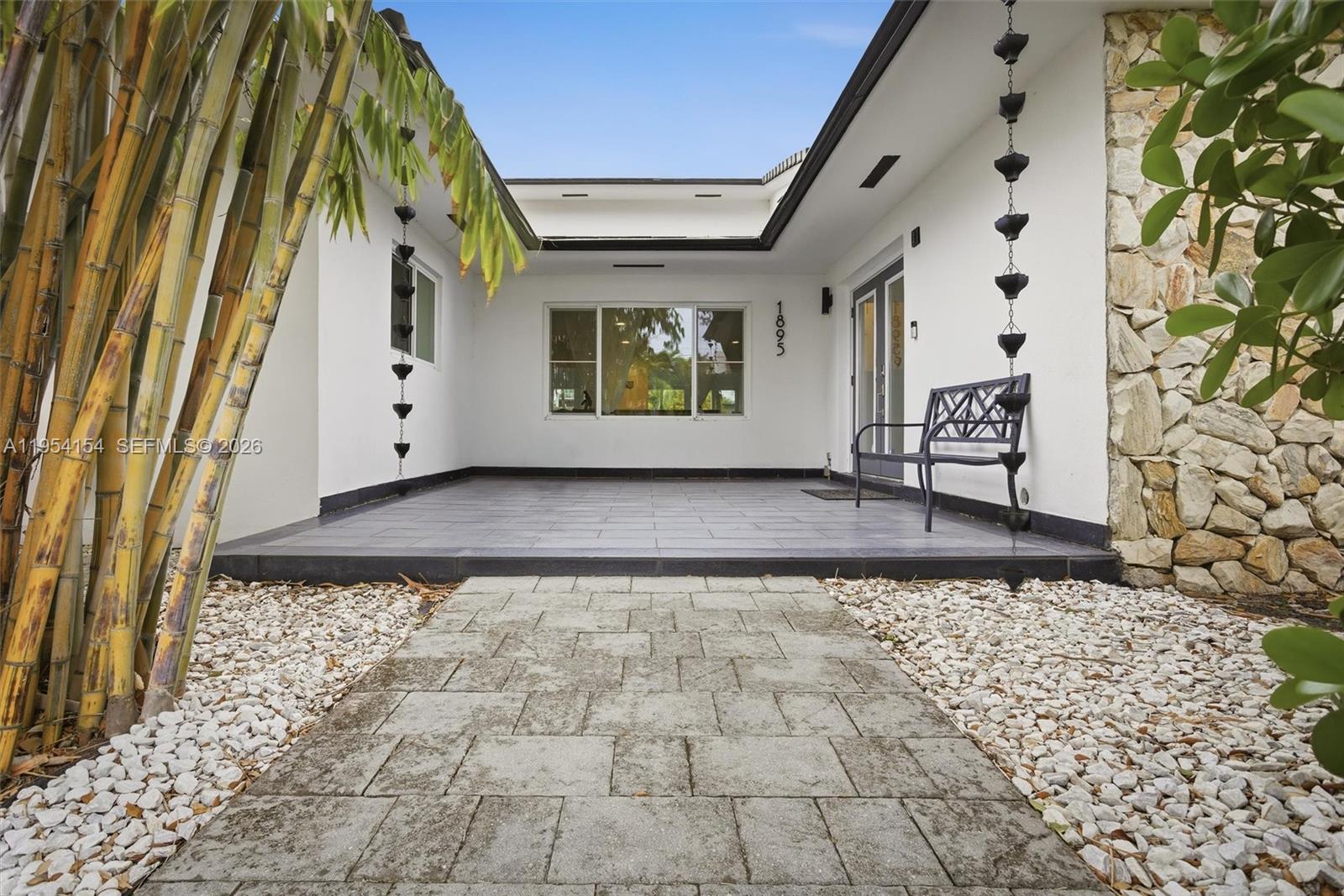 1895 NE 118th Rd North Miami, FL 33181