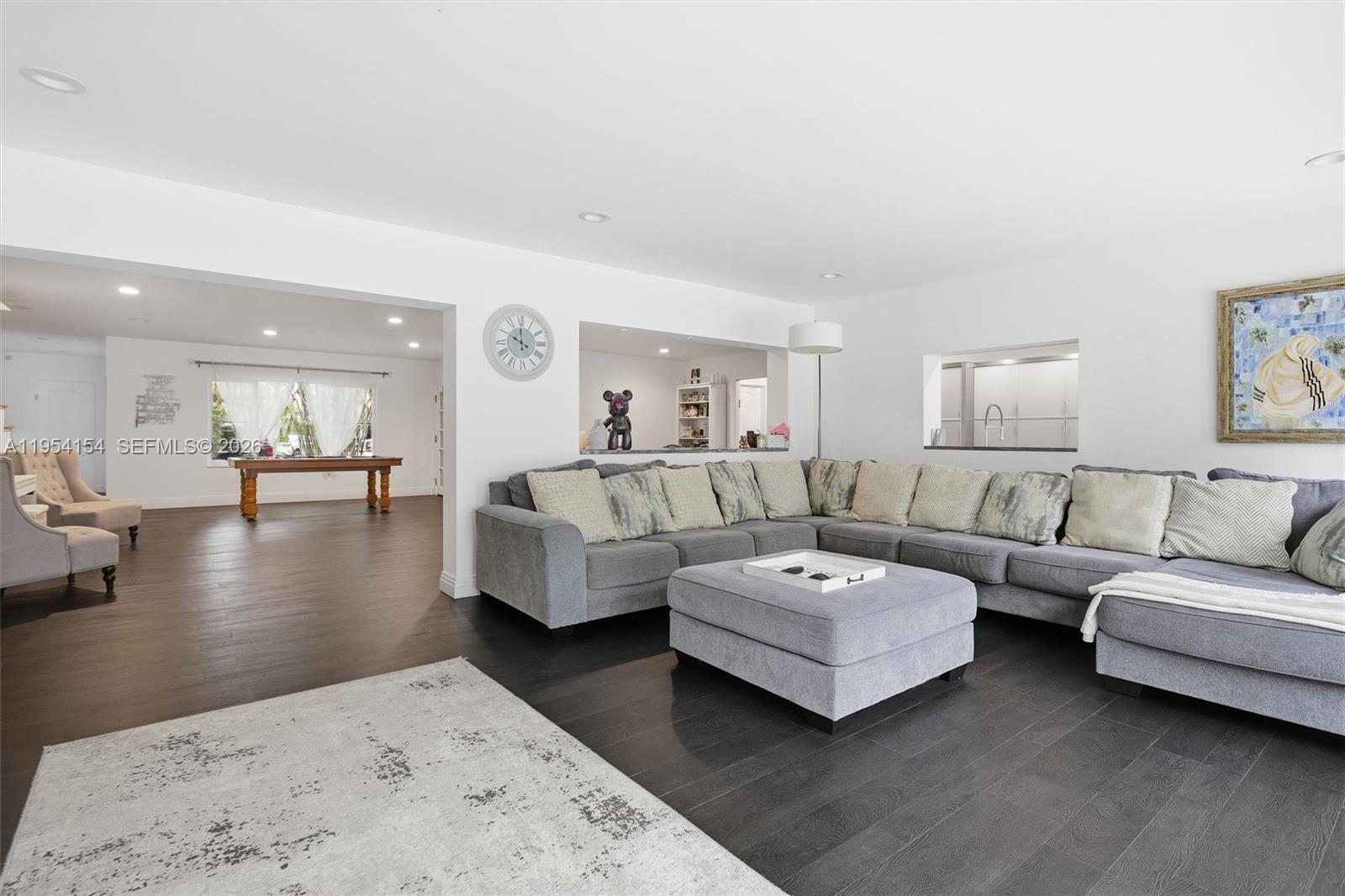 1895 NE 118th Rd North Miami, FL 33181