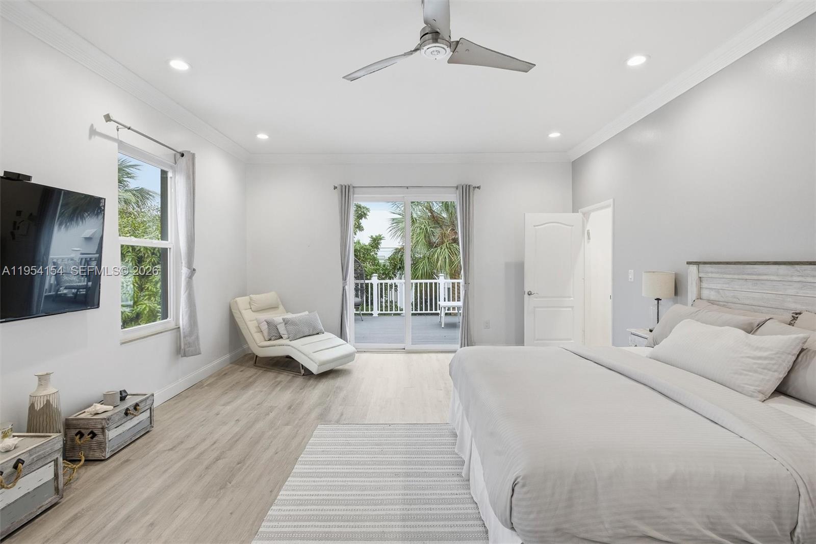 1895 NE 118th Rd North Miami, FL 33181