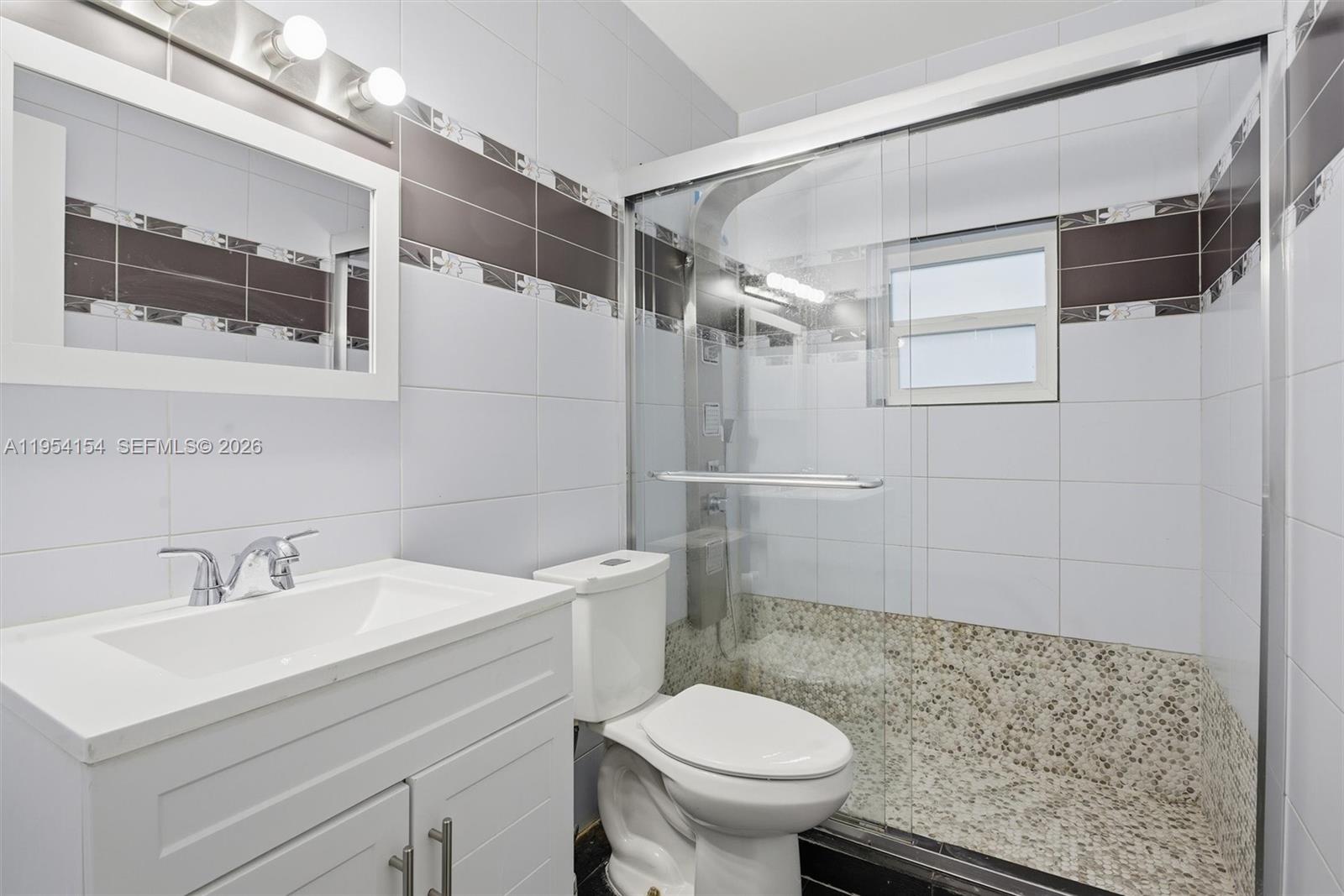 1895 NE 118th Rd North Miami, FL 33181