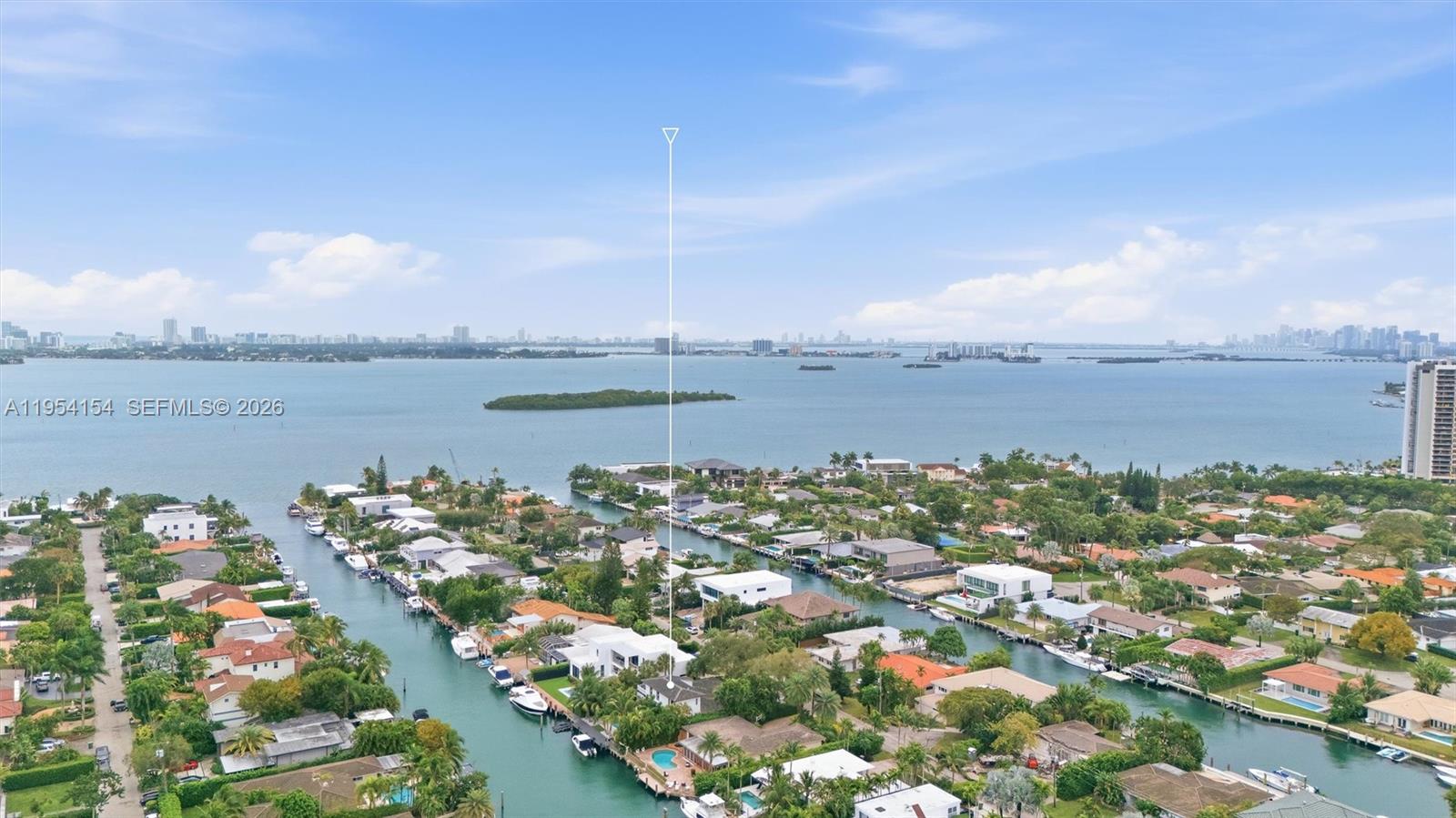 1895 NE 118th Rd North Miami, FL 33181