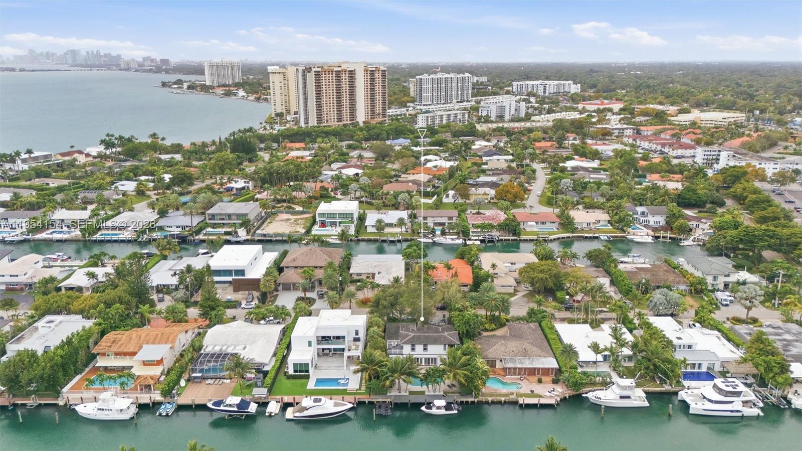 1895 NE 118th Rd North Miami, FL 33181