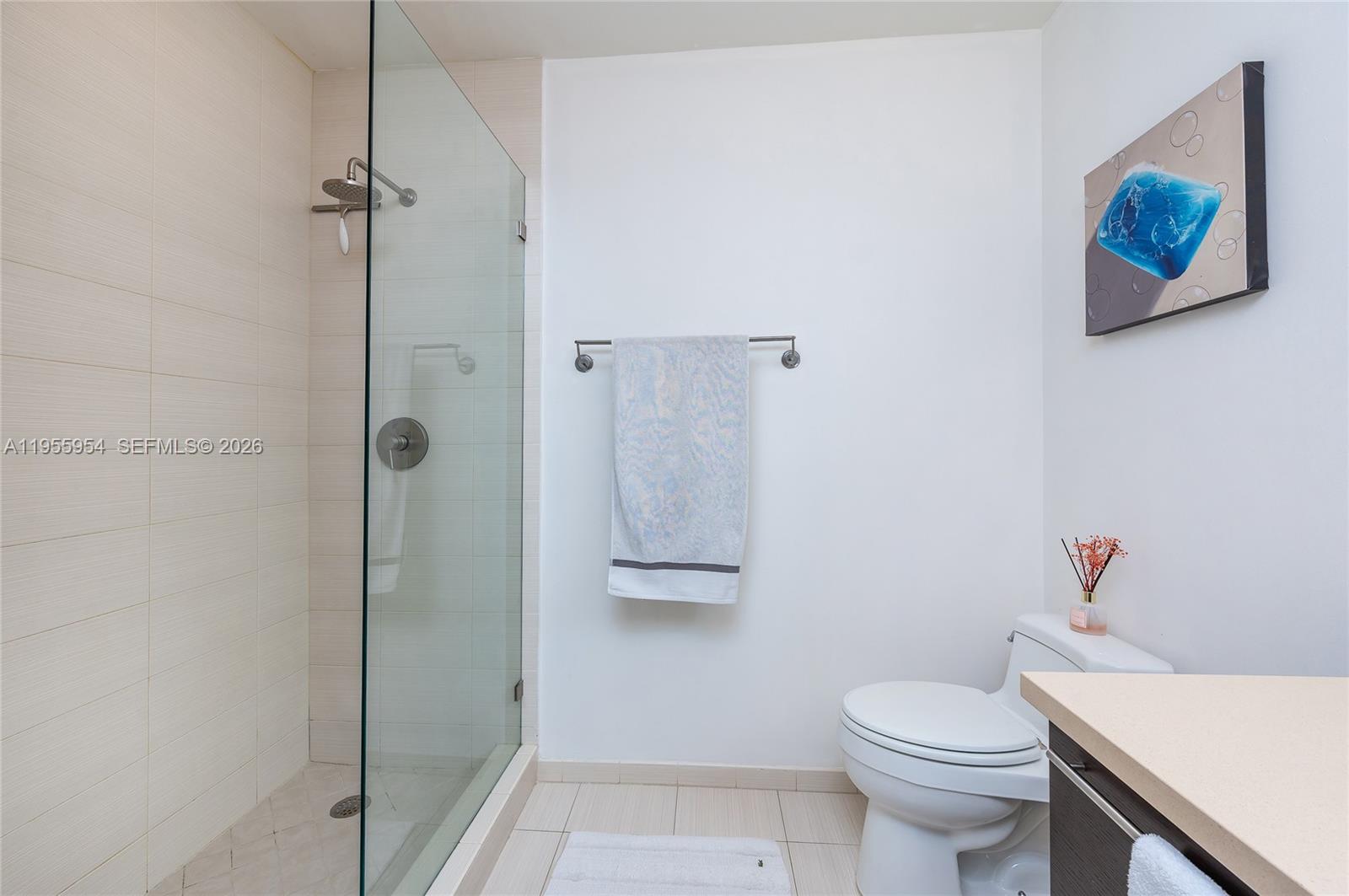 image Eloquence on the Bay20