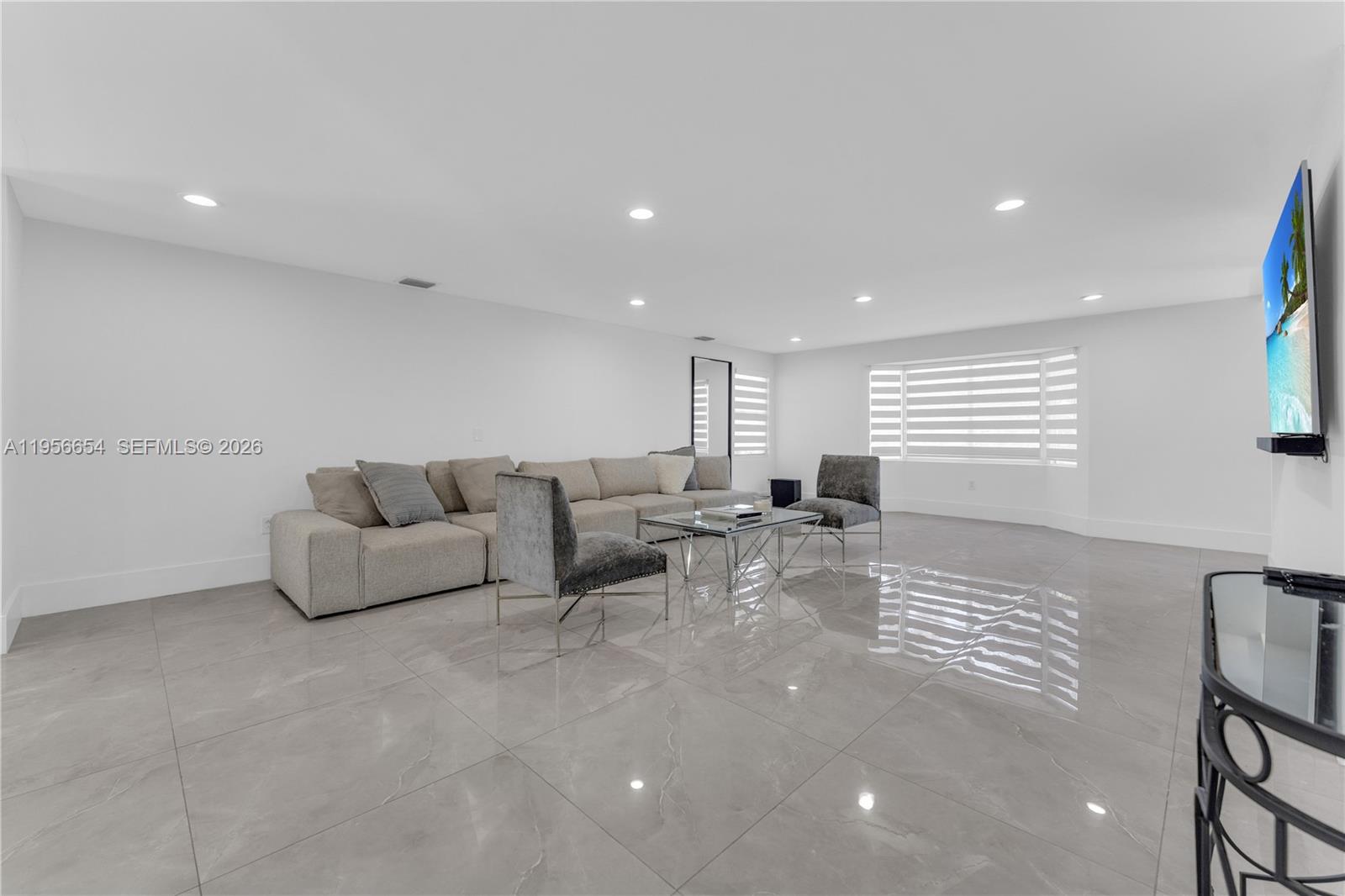 11824 SW 43rd Ct Davie, FL 33330