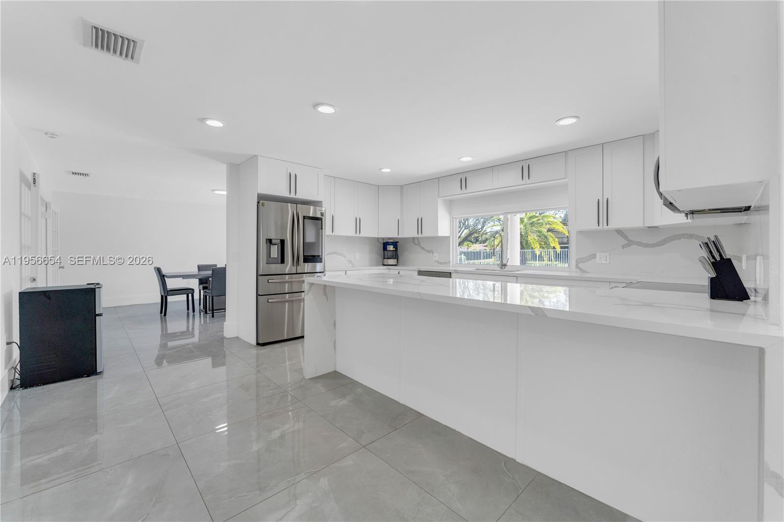 11824 SW 43rd Ct Davie, FL 33330