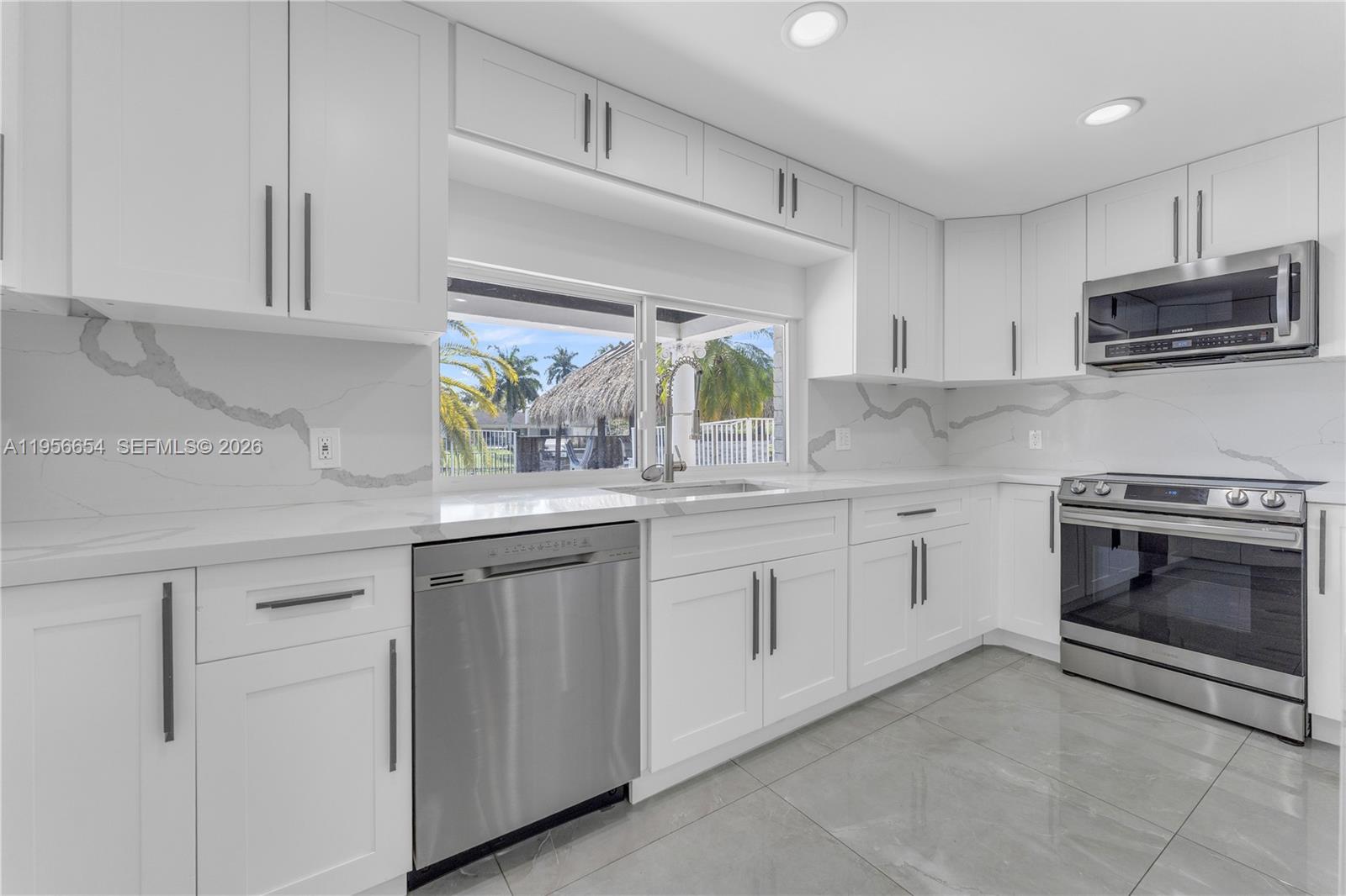 11824 SW 43rd Ct Davie, FL 33330