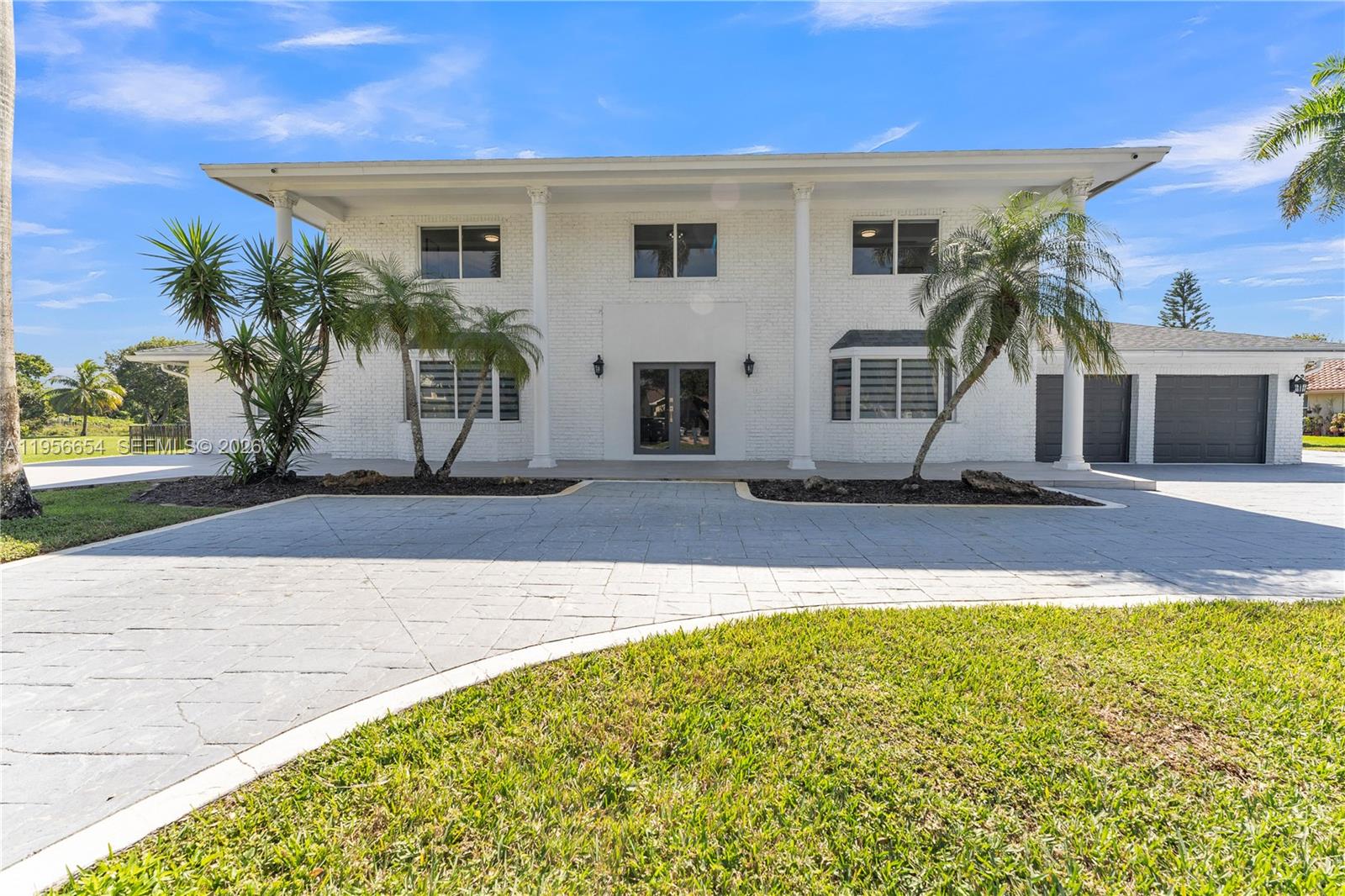 11824 SW 43rd Ct Davie, FL 33330