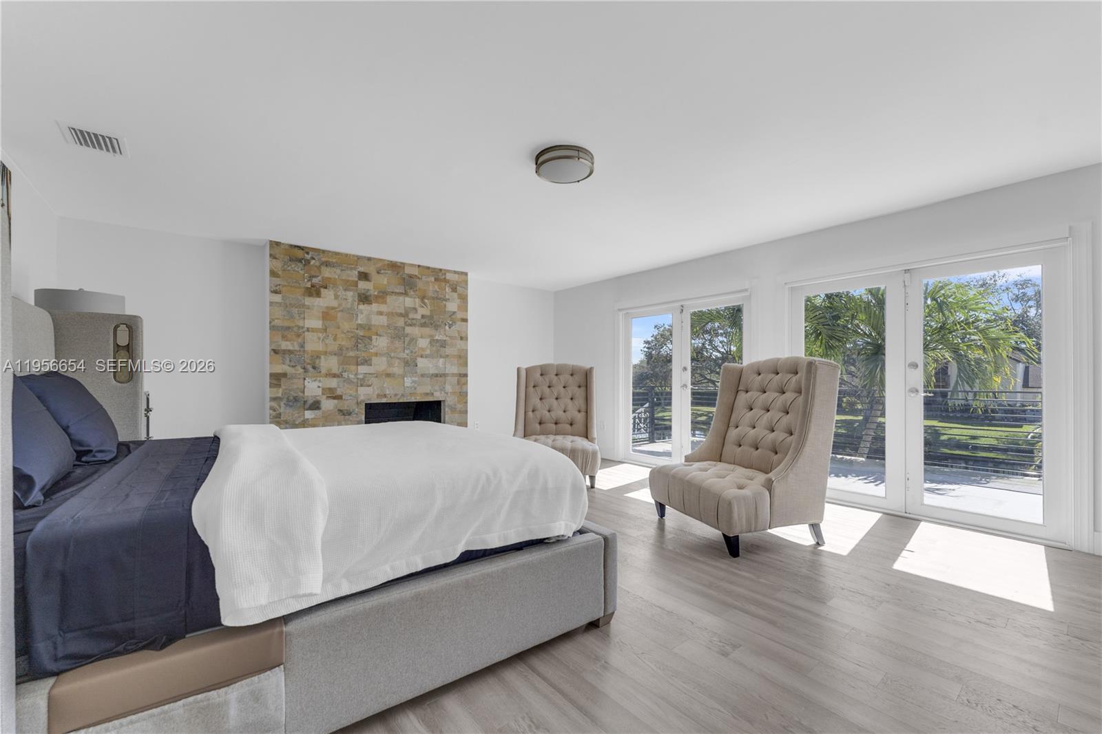 11824 SW 43rd Ct Davie, FL 33330