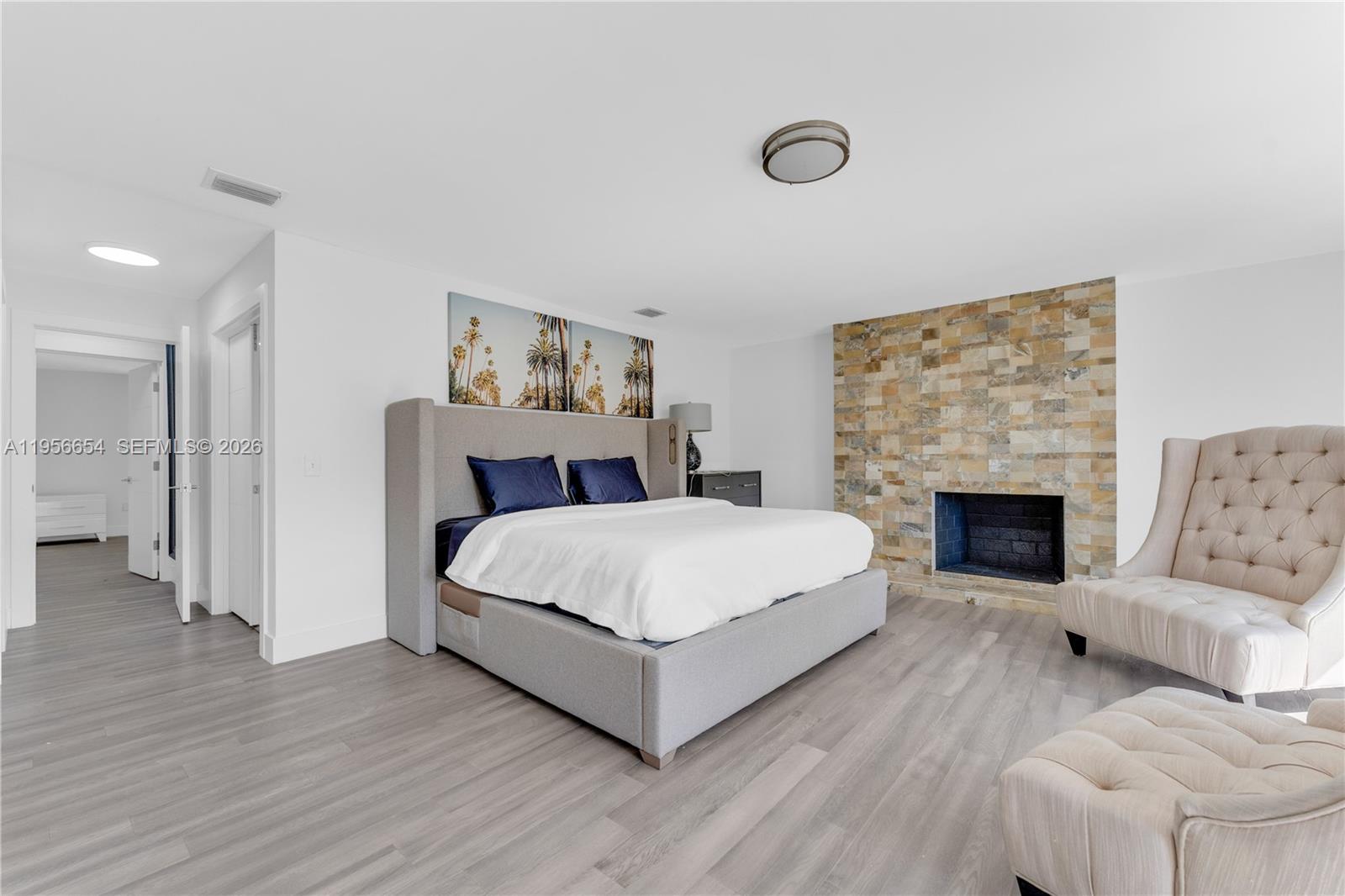 11824 SW 43rd Ct Davie, FL 33330