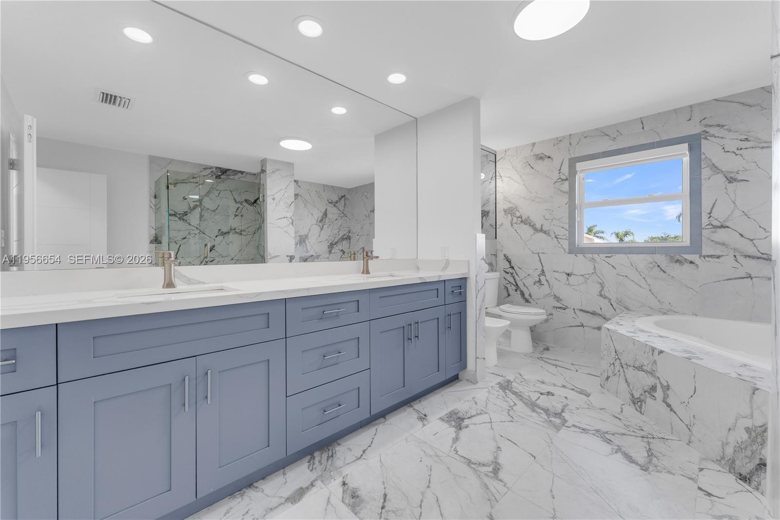 11824 SW 43rd Ct Davie, FL 33330