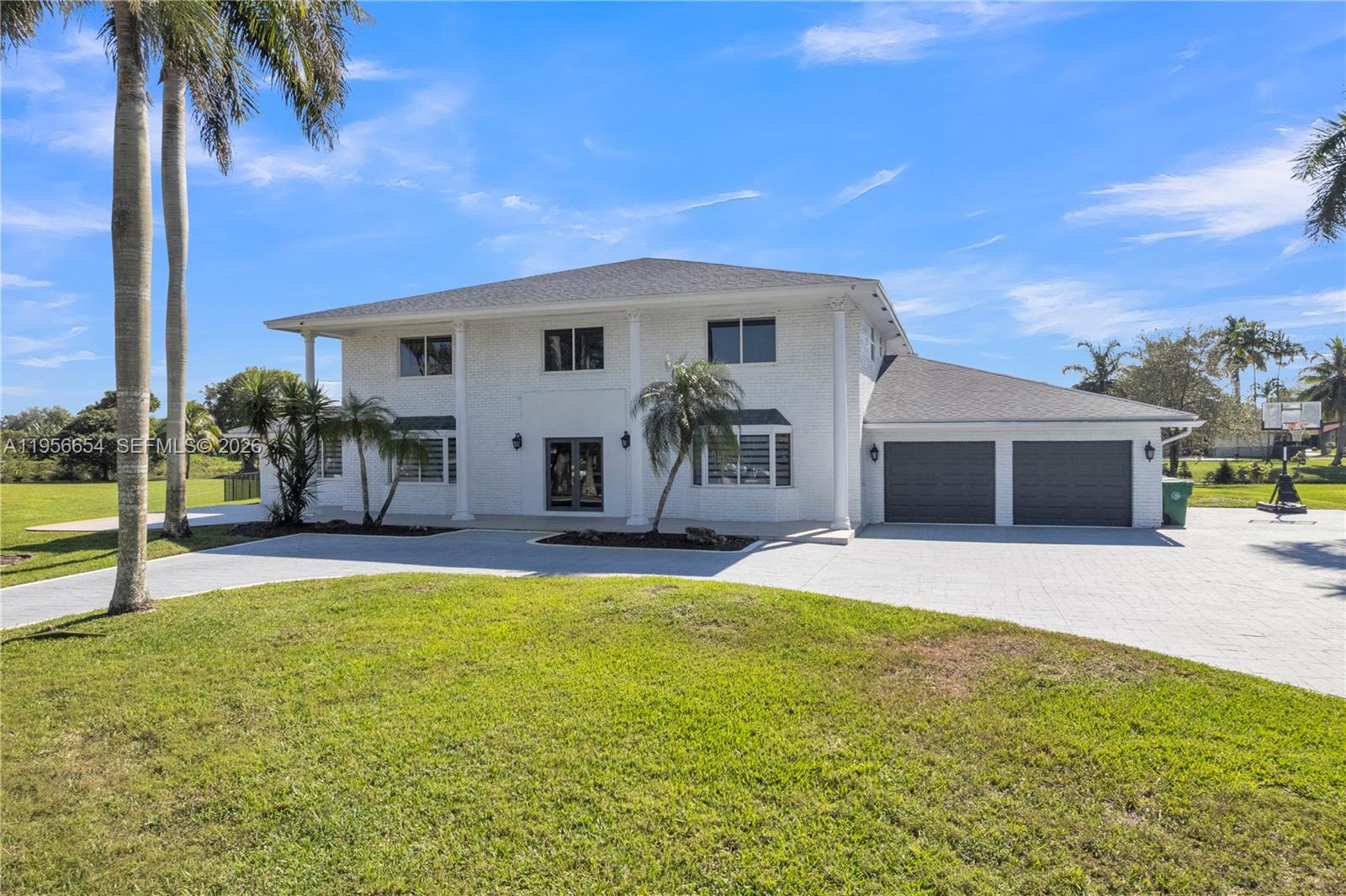 11824 SW 43rd Ct Davie, FL 33330