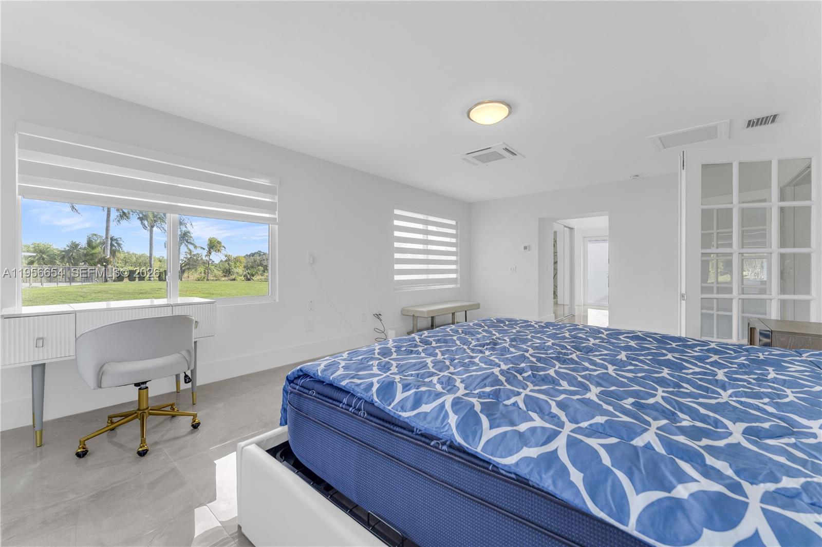 11824 SW 43rd Ct Davie, FL 33330