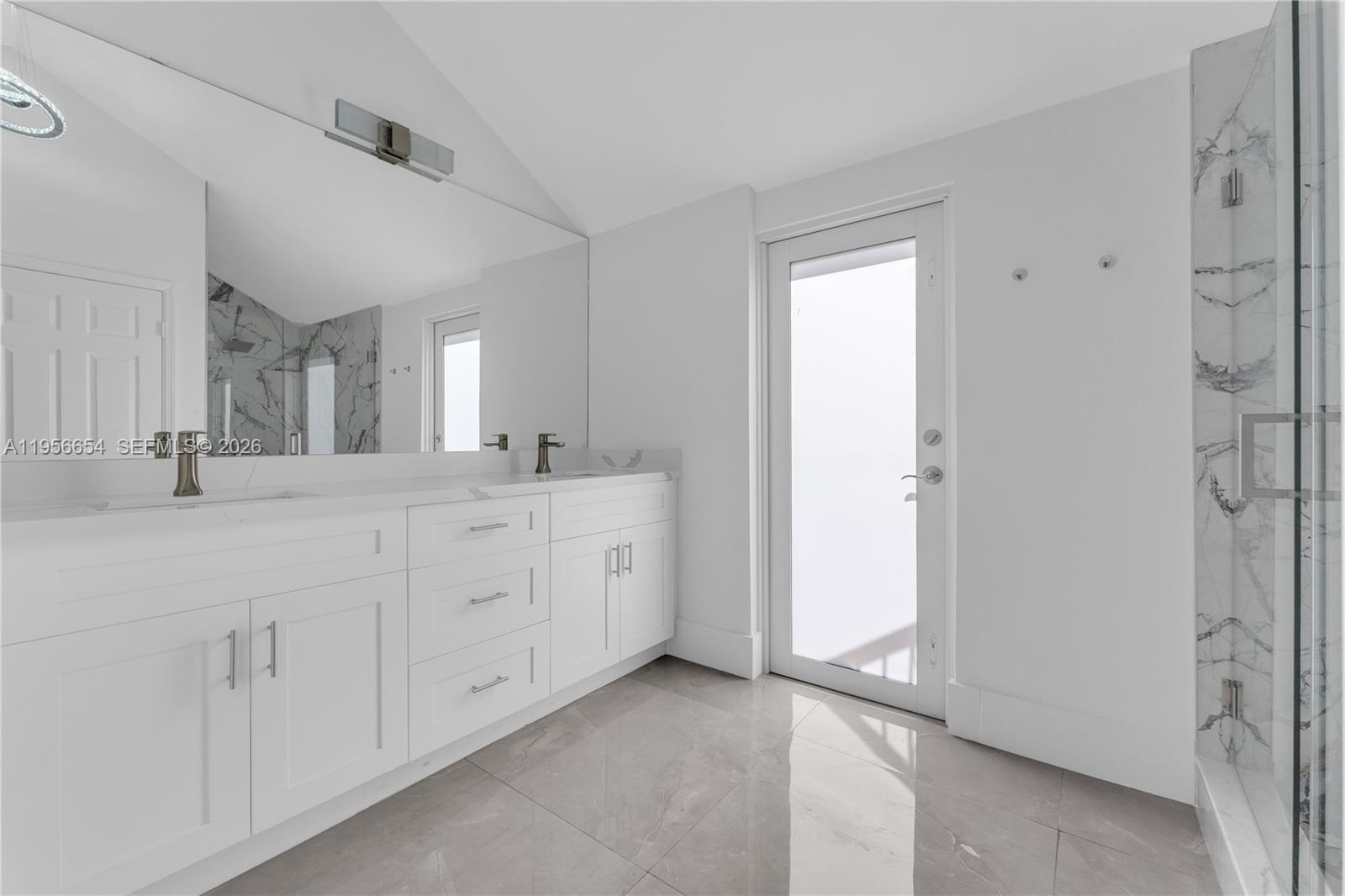 11824 SW 43rd Ct Davie, FL 33330