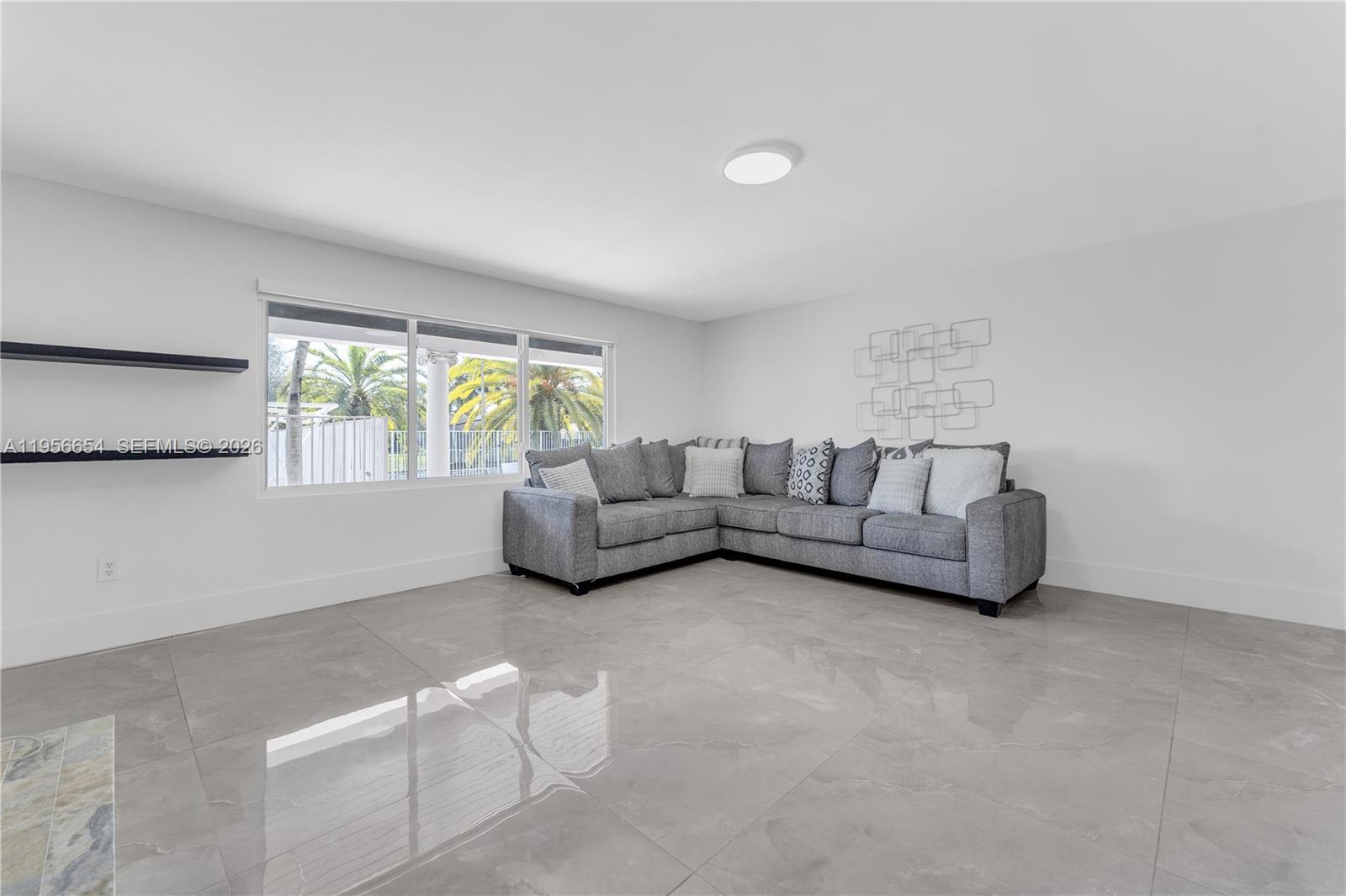 11824 SW 43rd Ct Davie, FL 33330