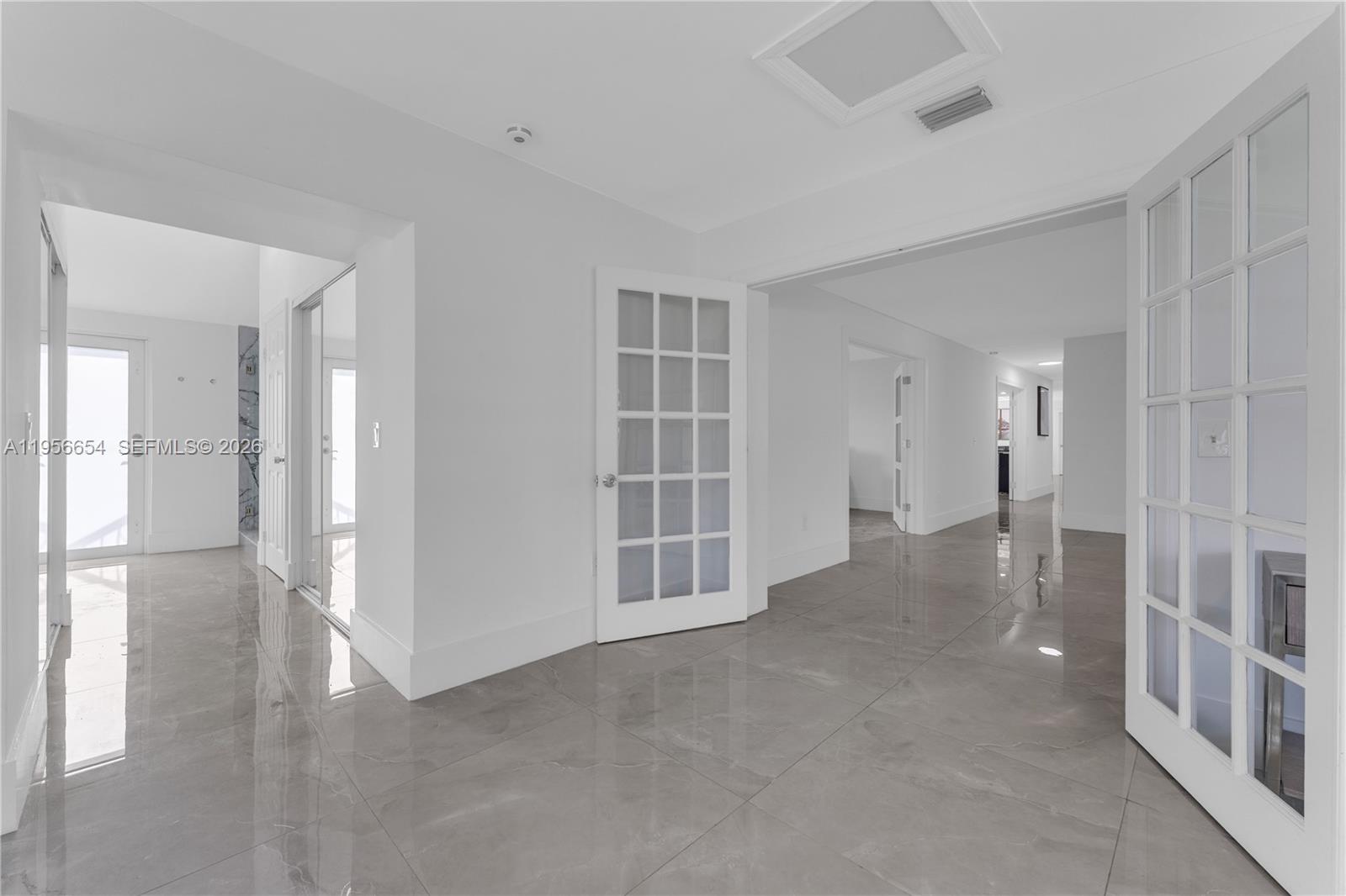 11824 SW 43rd Ct Davie, FL 33330