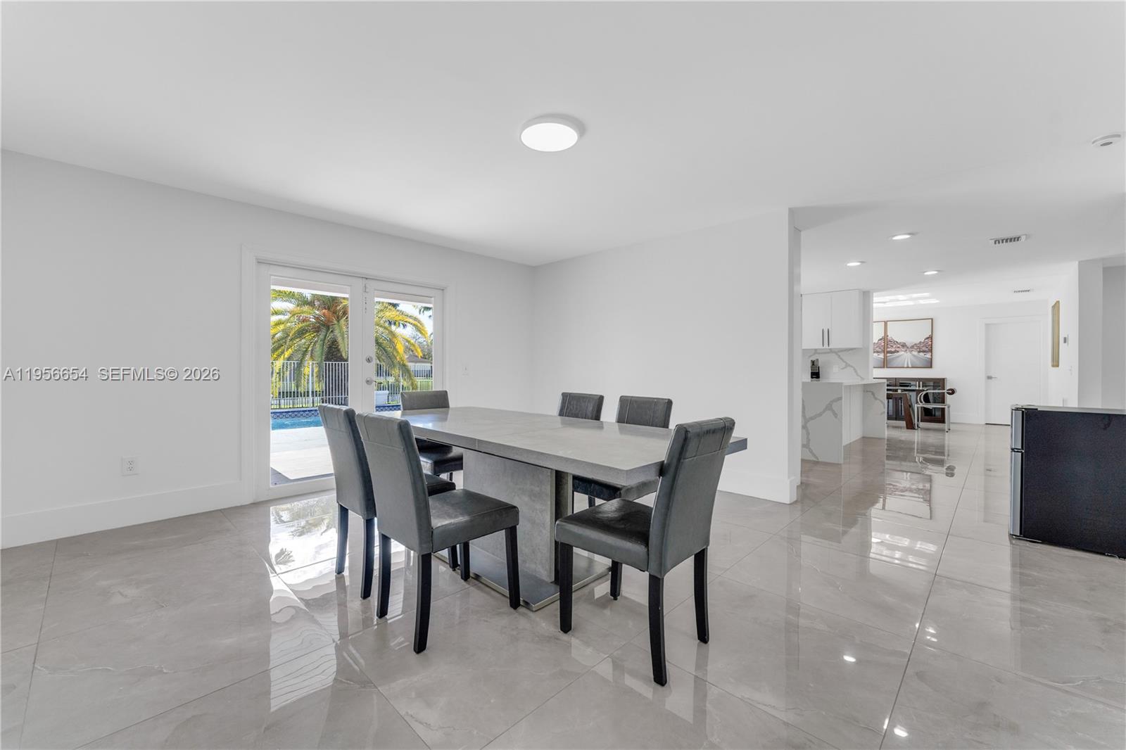 11824 SW 43rd Ct Davie, FL 33330