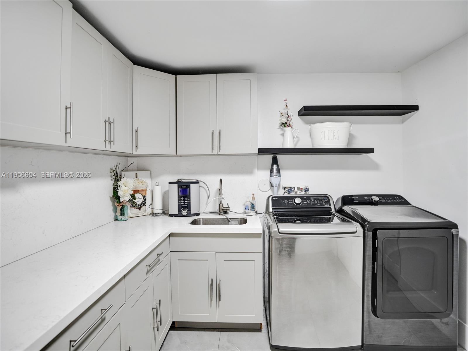 11824 SW 43rd Ct Davie, FL 33330