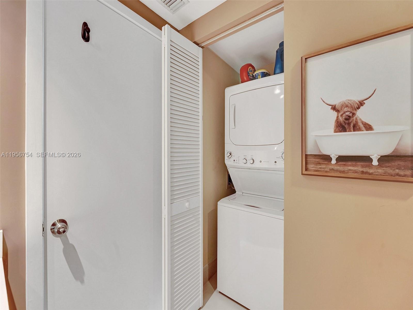 image Hyde Midtown23