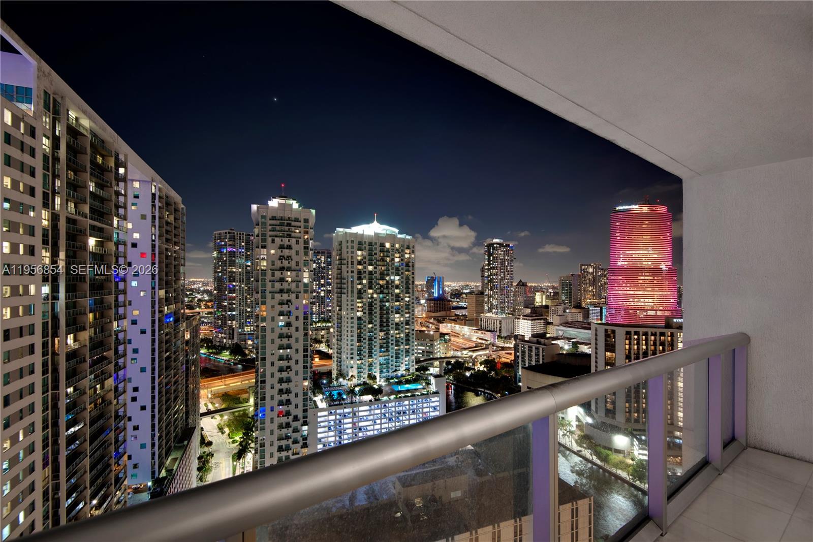 485 Brickell Ave #3208 Miami, FL 33131