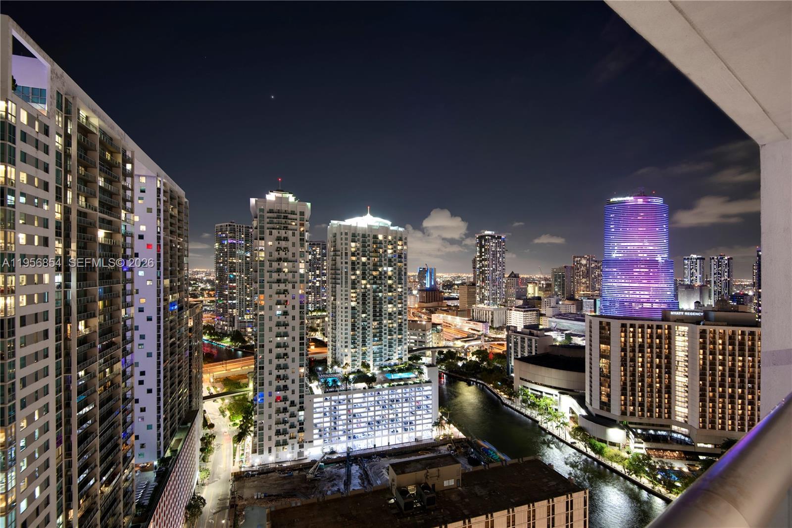 485 Brickell Ave #3208 Miami, FL 33131