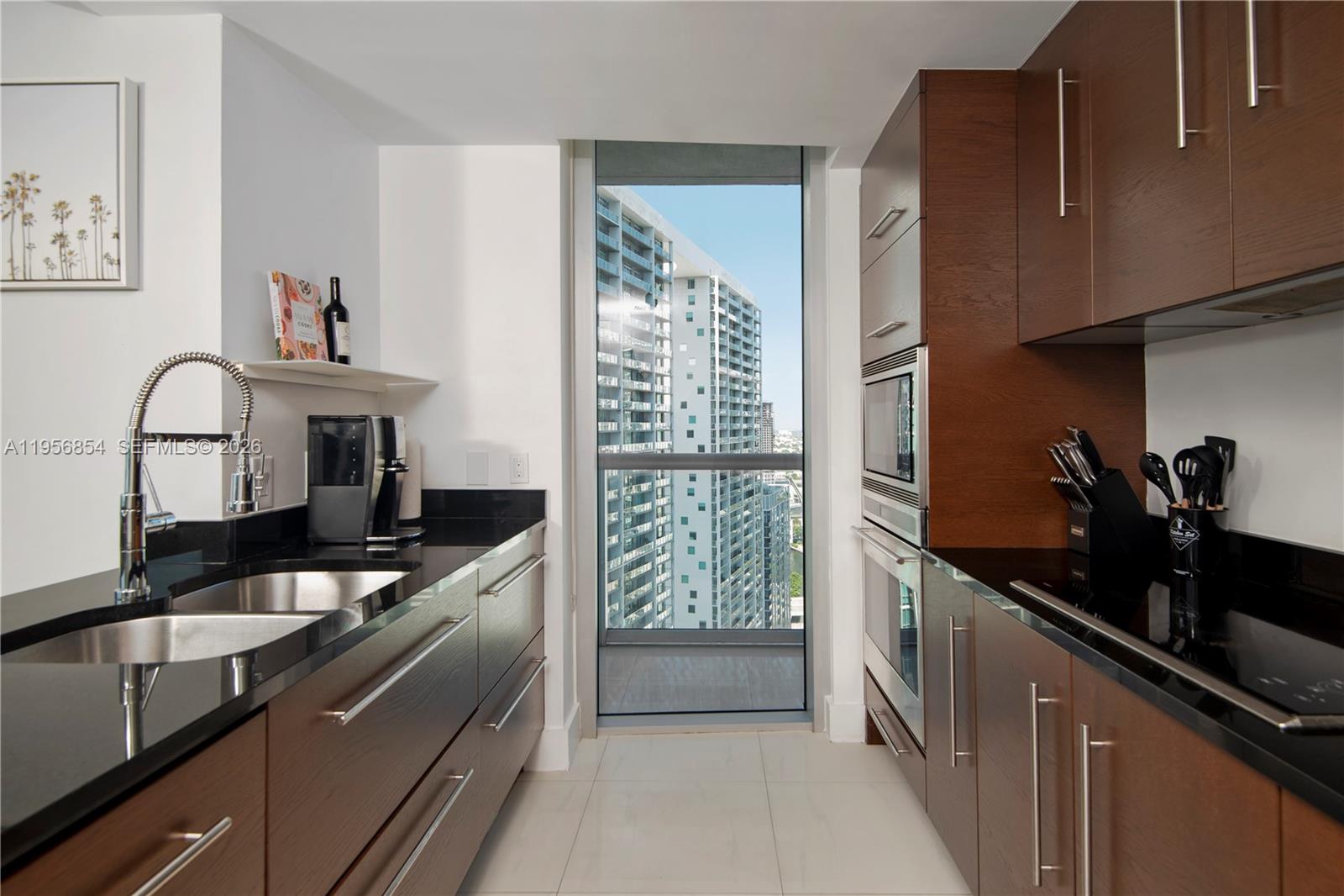 485 Brickell Ave #3208 Miami, FL 33131