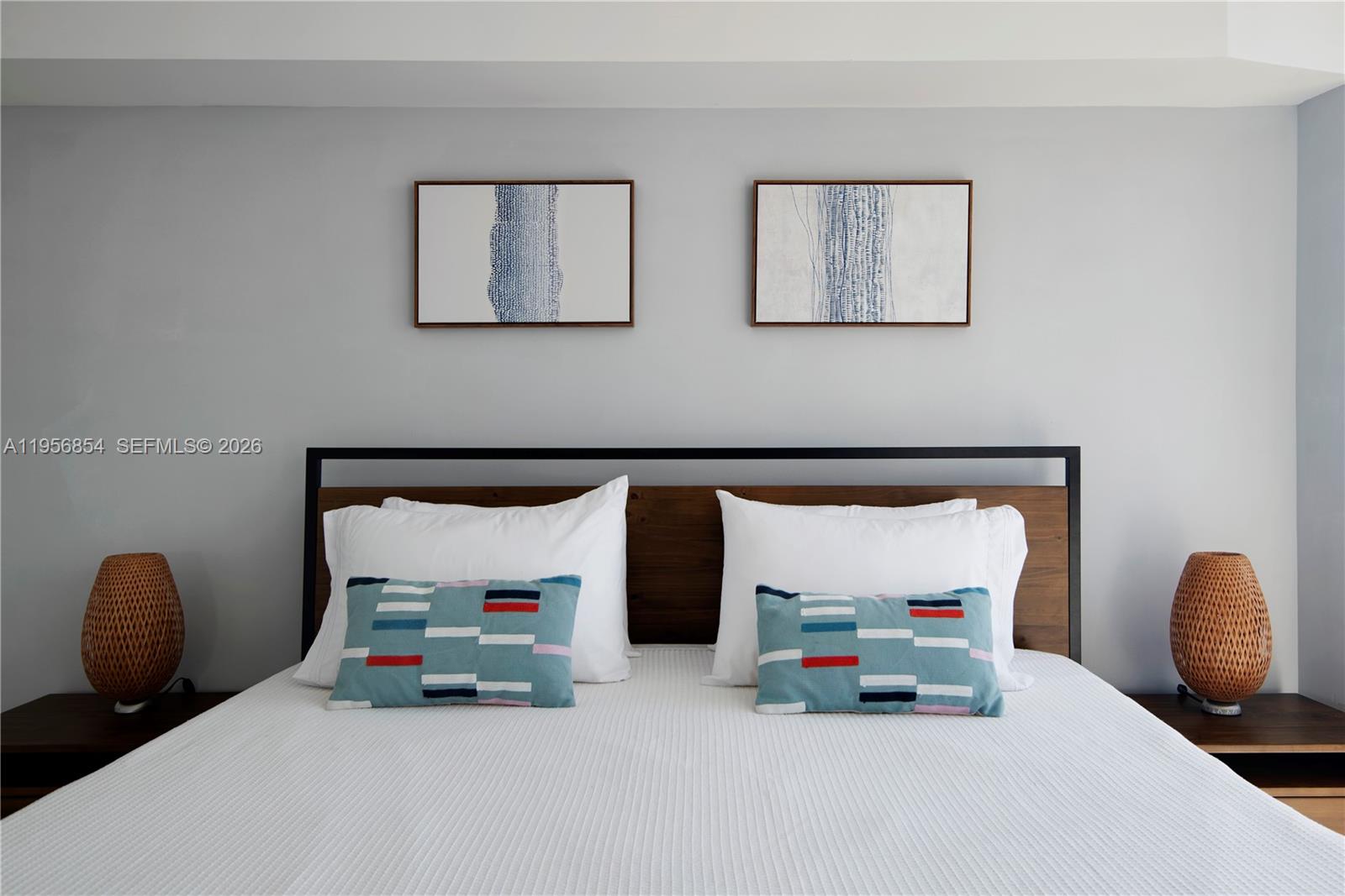 485 Brickell Ave #3208 Miami, FL 33131