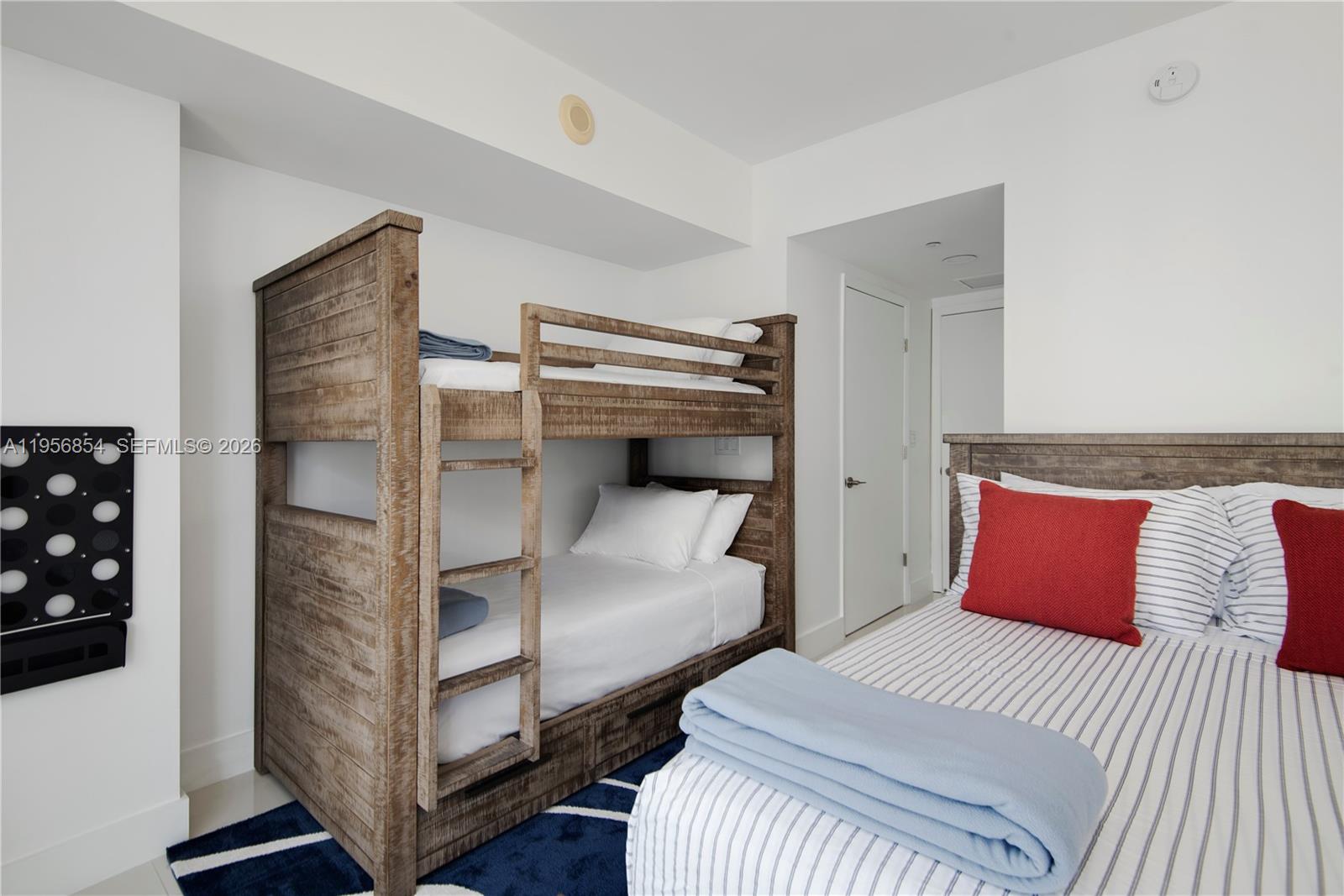 485 Brickell Ave #3208 Miami, FL 33131