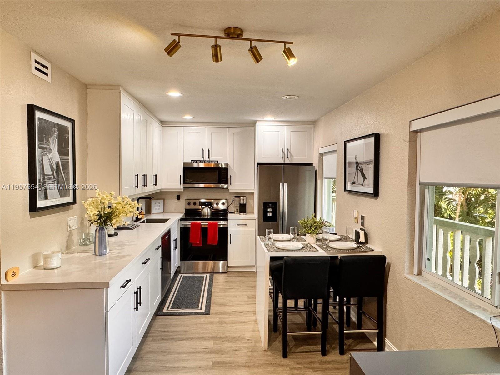 1423 Holly Ht Dr #19