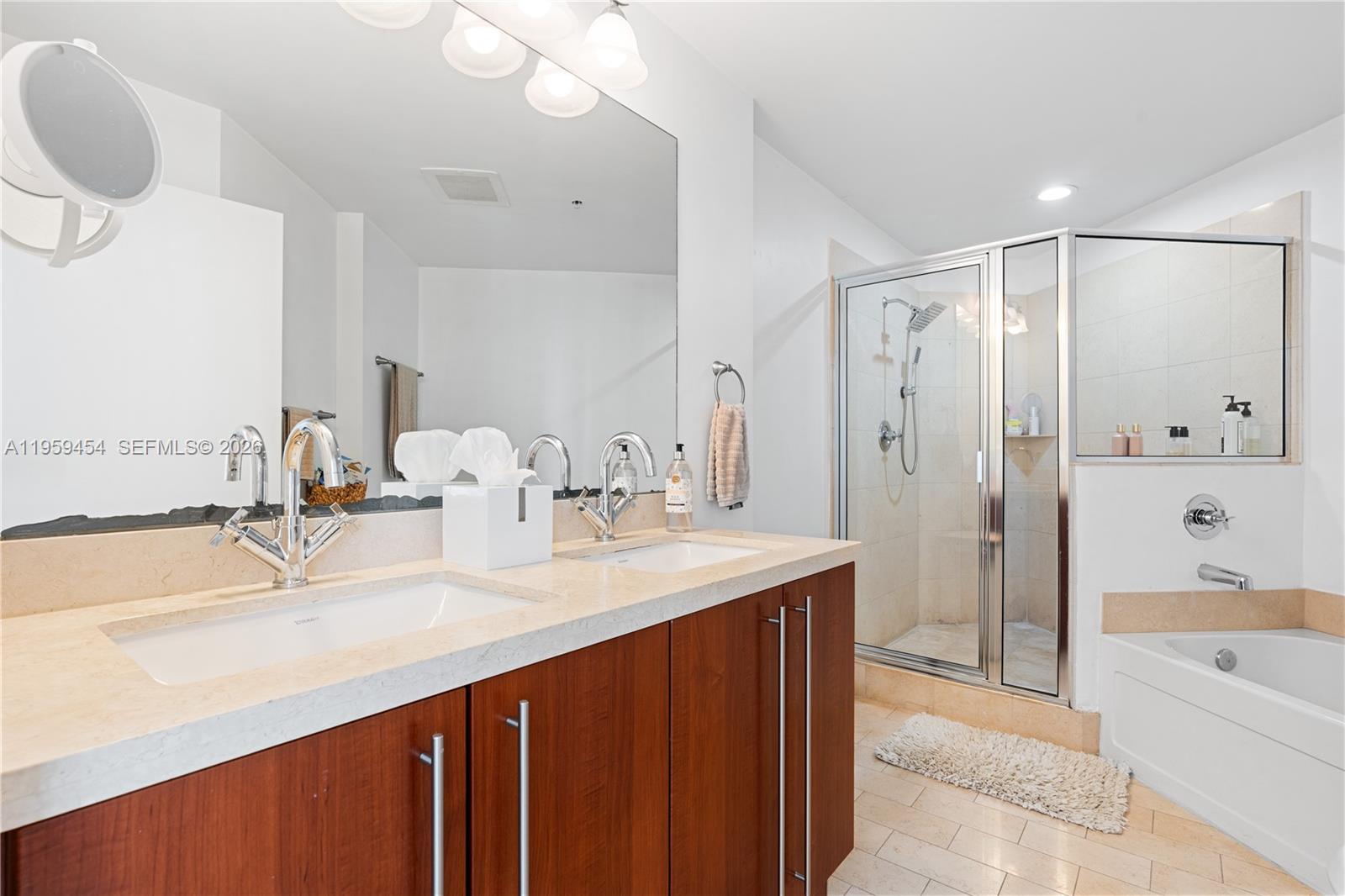 image Axis on Brickell North11