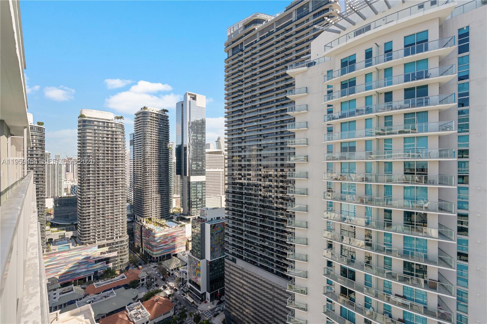 image Axis on Brickell North23