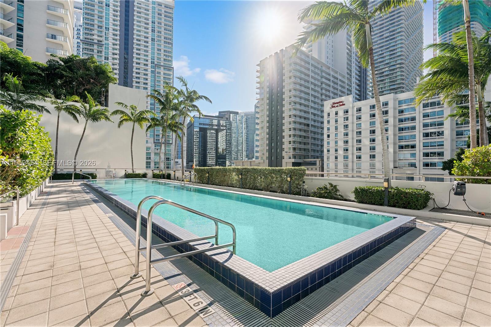 image Axis on Brickell North25