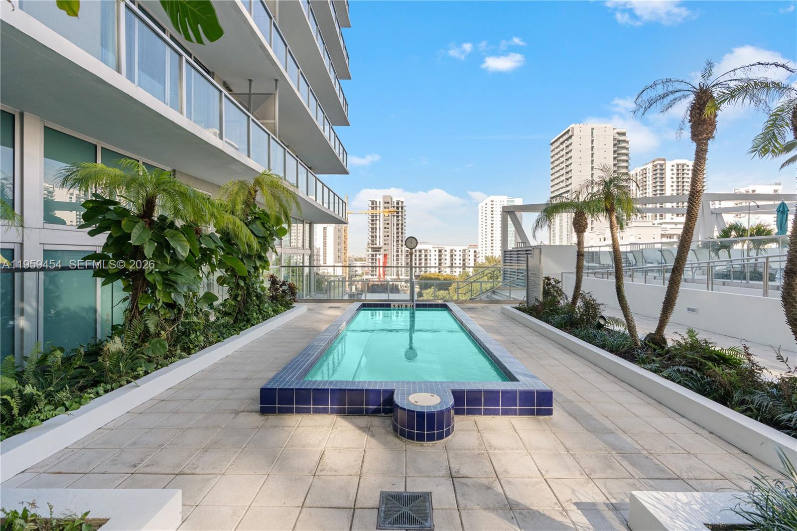image Axis on Brickell North26
